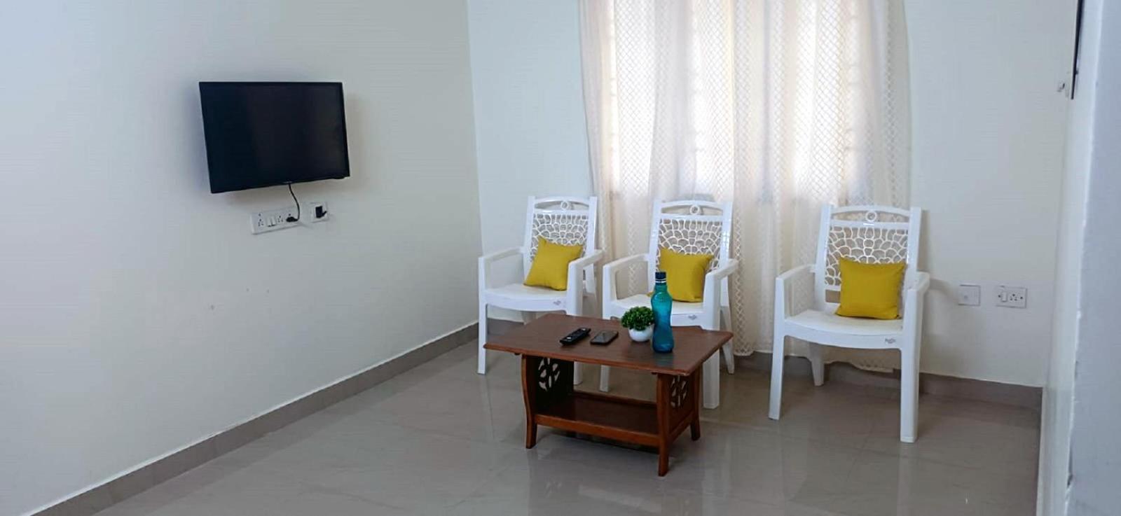 Furnished Apartment for Weekly, Monthly Near Rela Hospital Chennai view 5