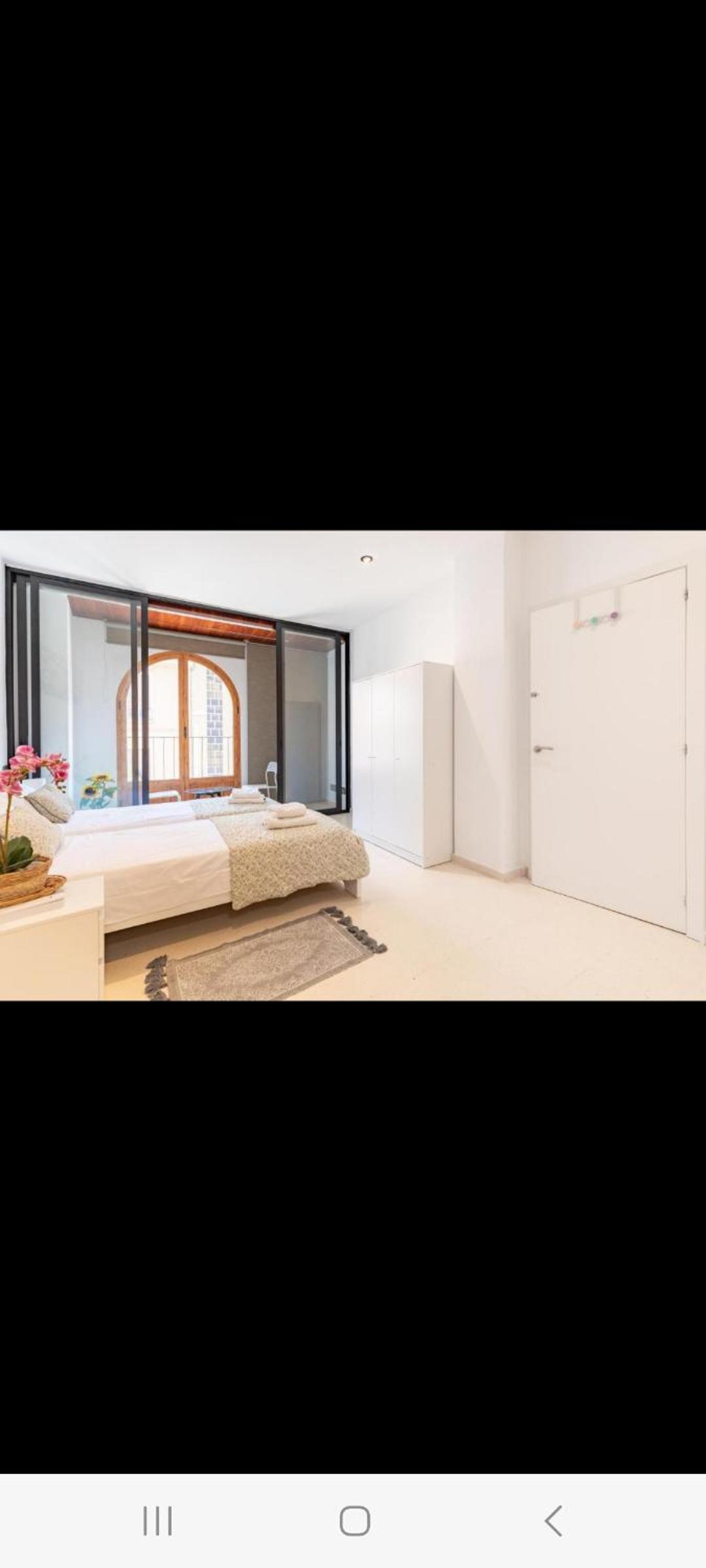 Aparthotel Mediterráneo by NeoHotels-Centro 8 min by Metro