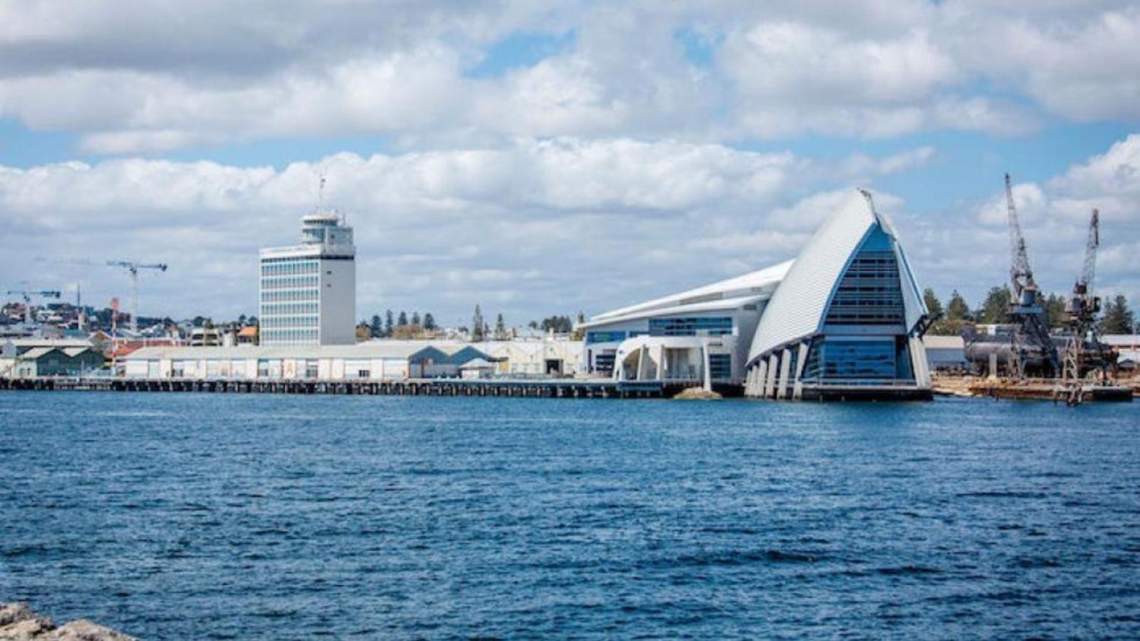 Central Charm Fremantle 1BR Stay