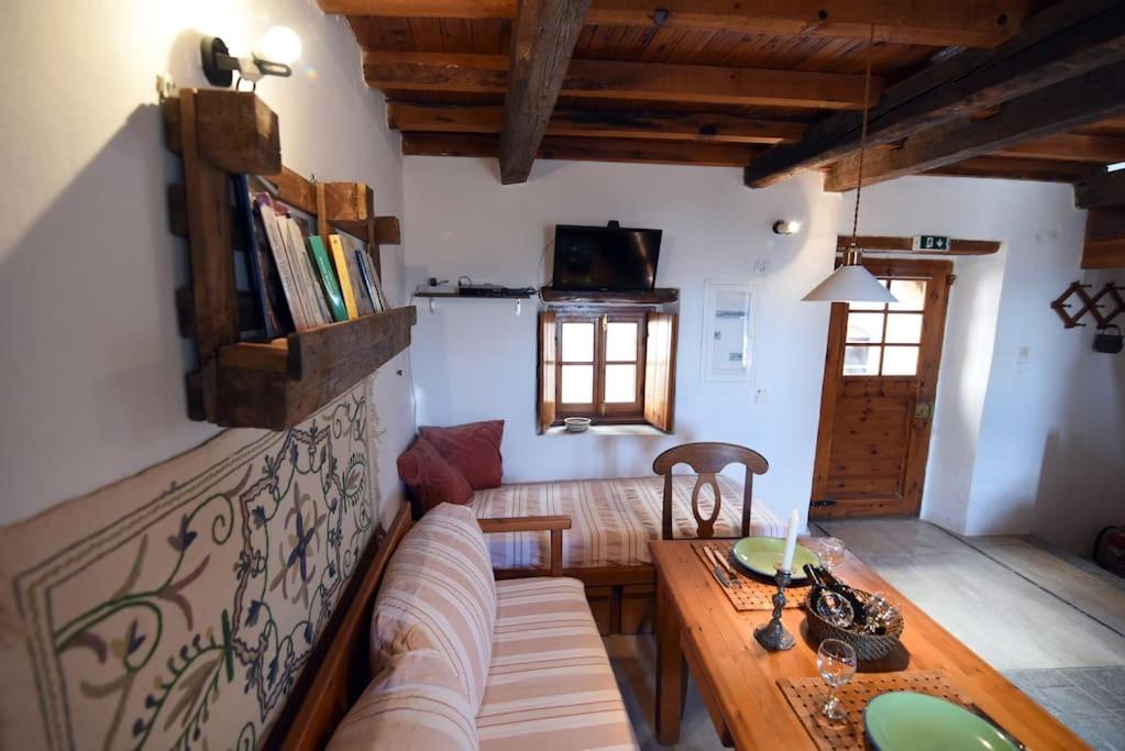Milonas Guest House view 3