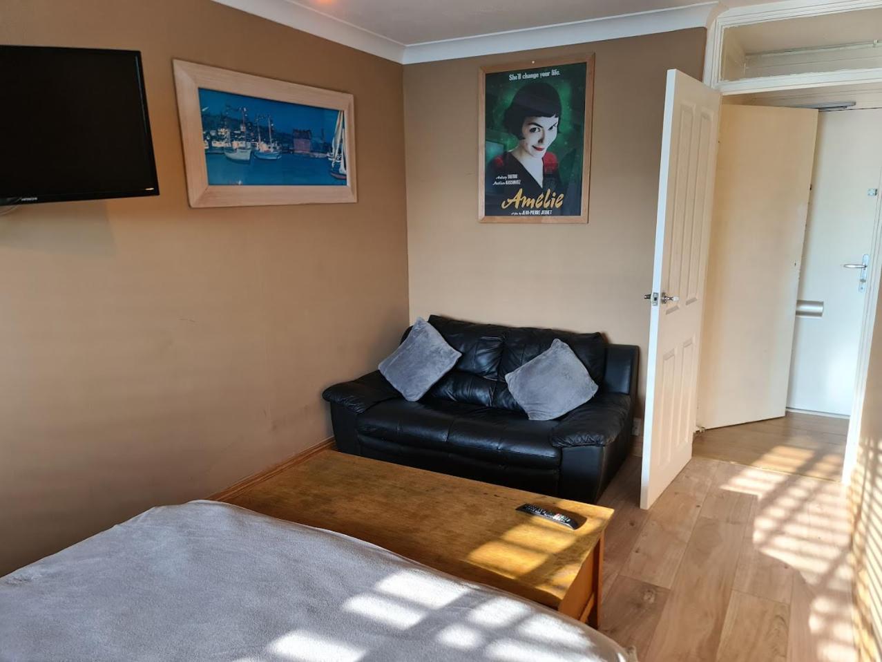 Cheap kensington apartment central London