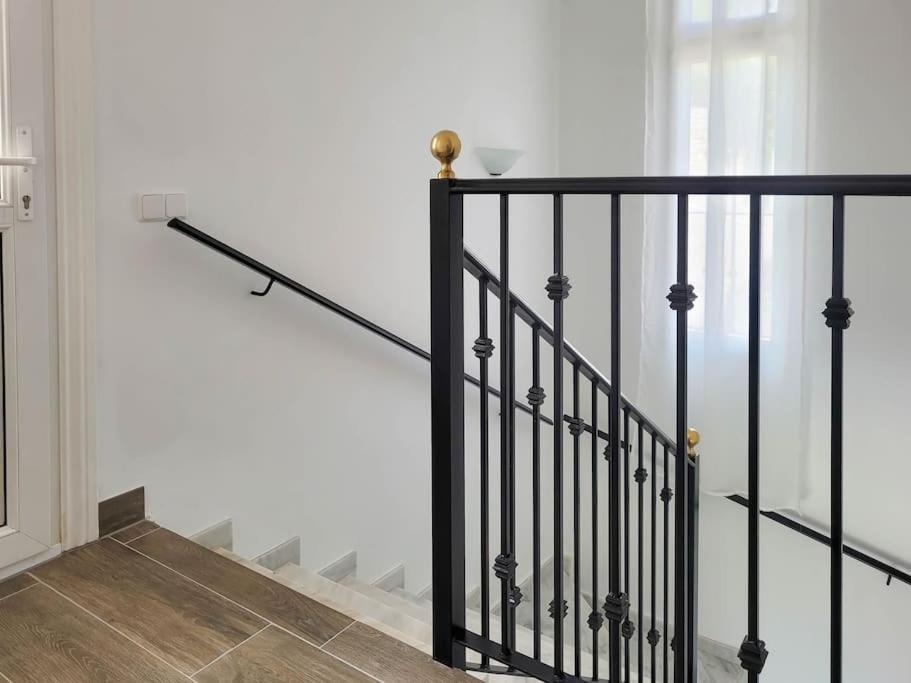 Villa Vencejo - 3 bed villa - fully refurbished in Riviera Del Sol, Mijas