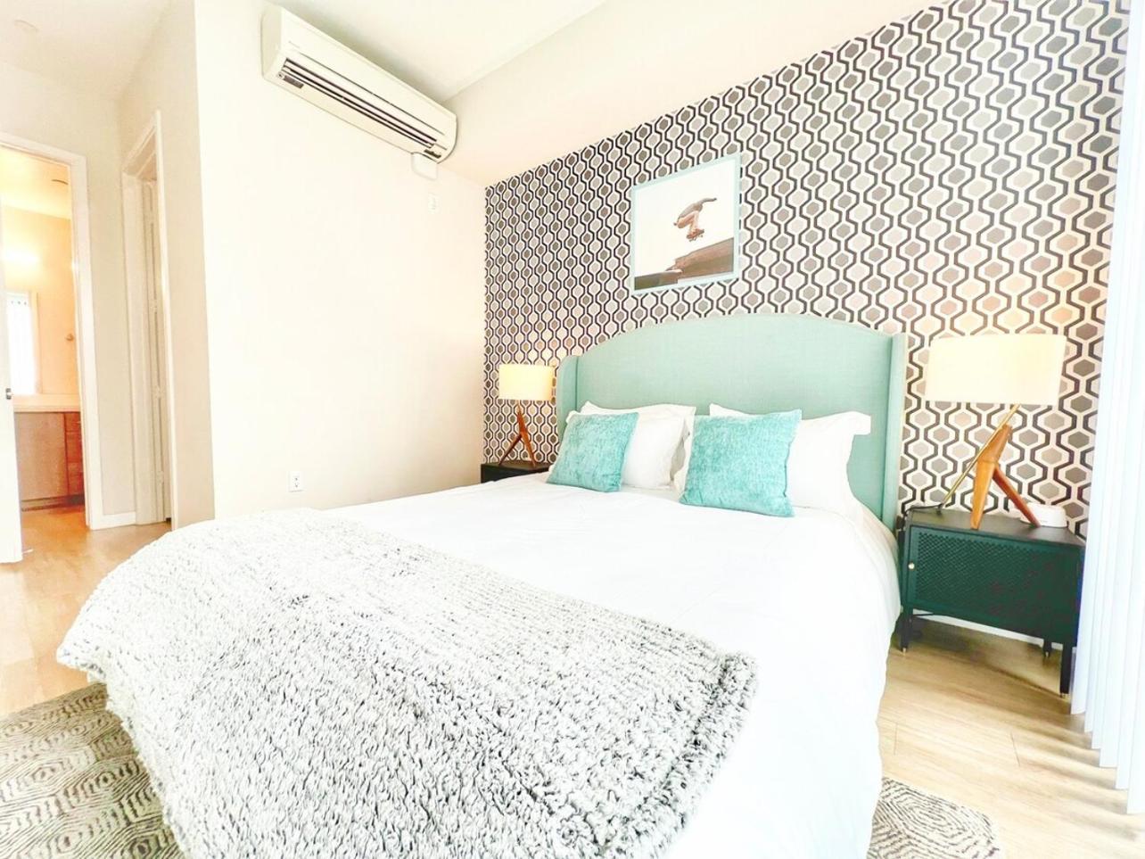 The Leo - Deluxe 3 Bedroom Stay view 4