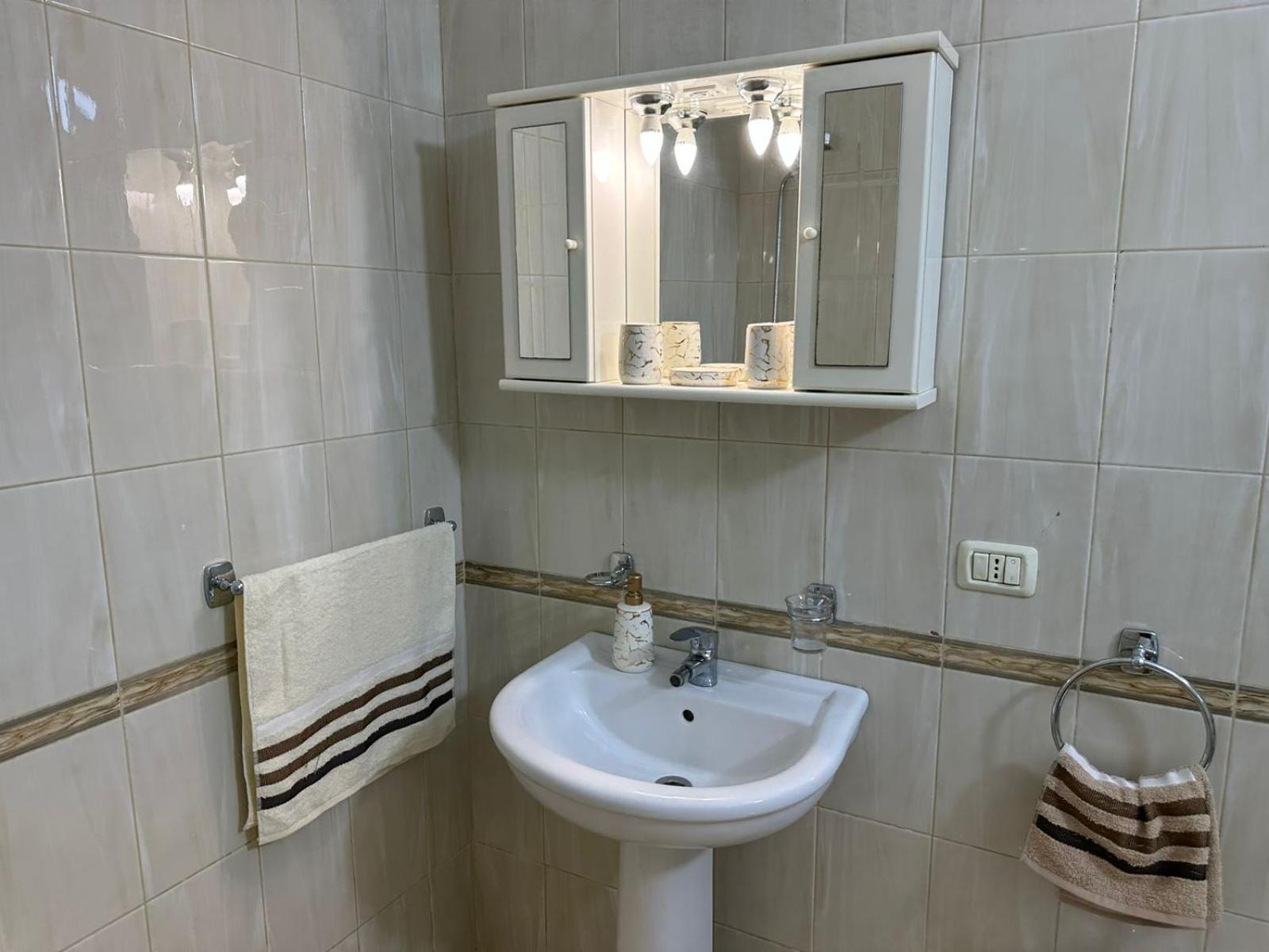 Illyria Apartments