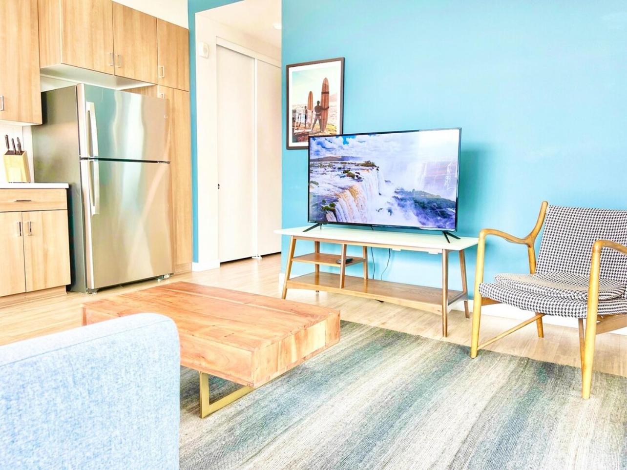 One Bedroom Apartment wBalcony and City Views! view 2