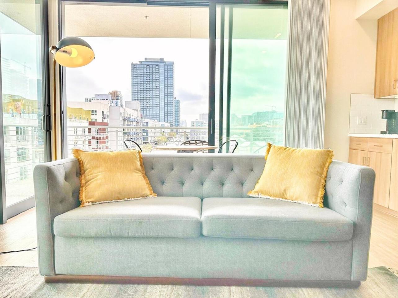 One Bedroom Apartment wBalcony and City Views! view 3