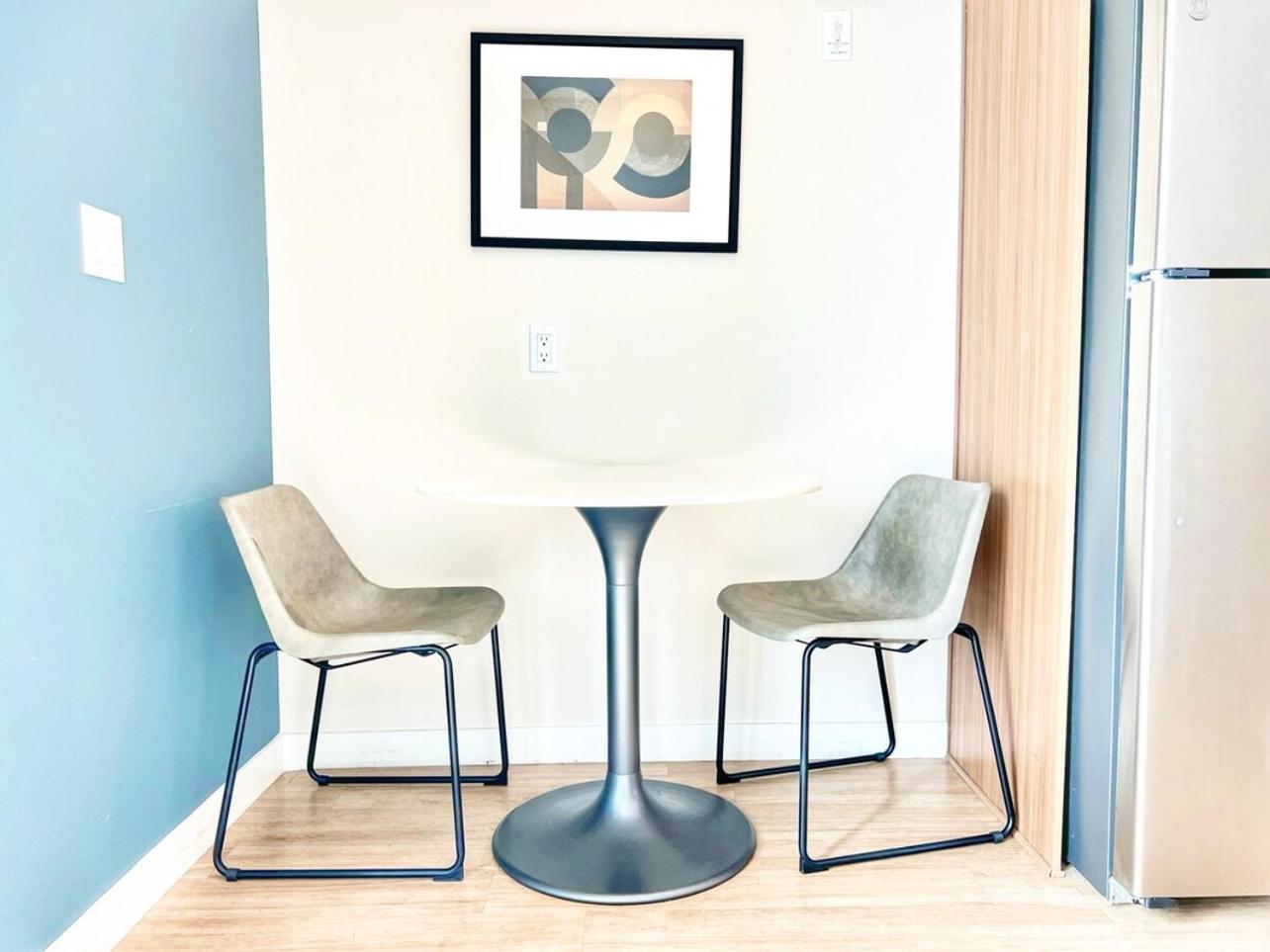 City View Apartment in Downtown!