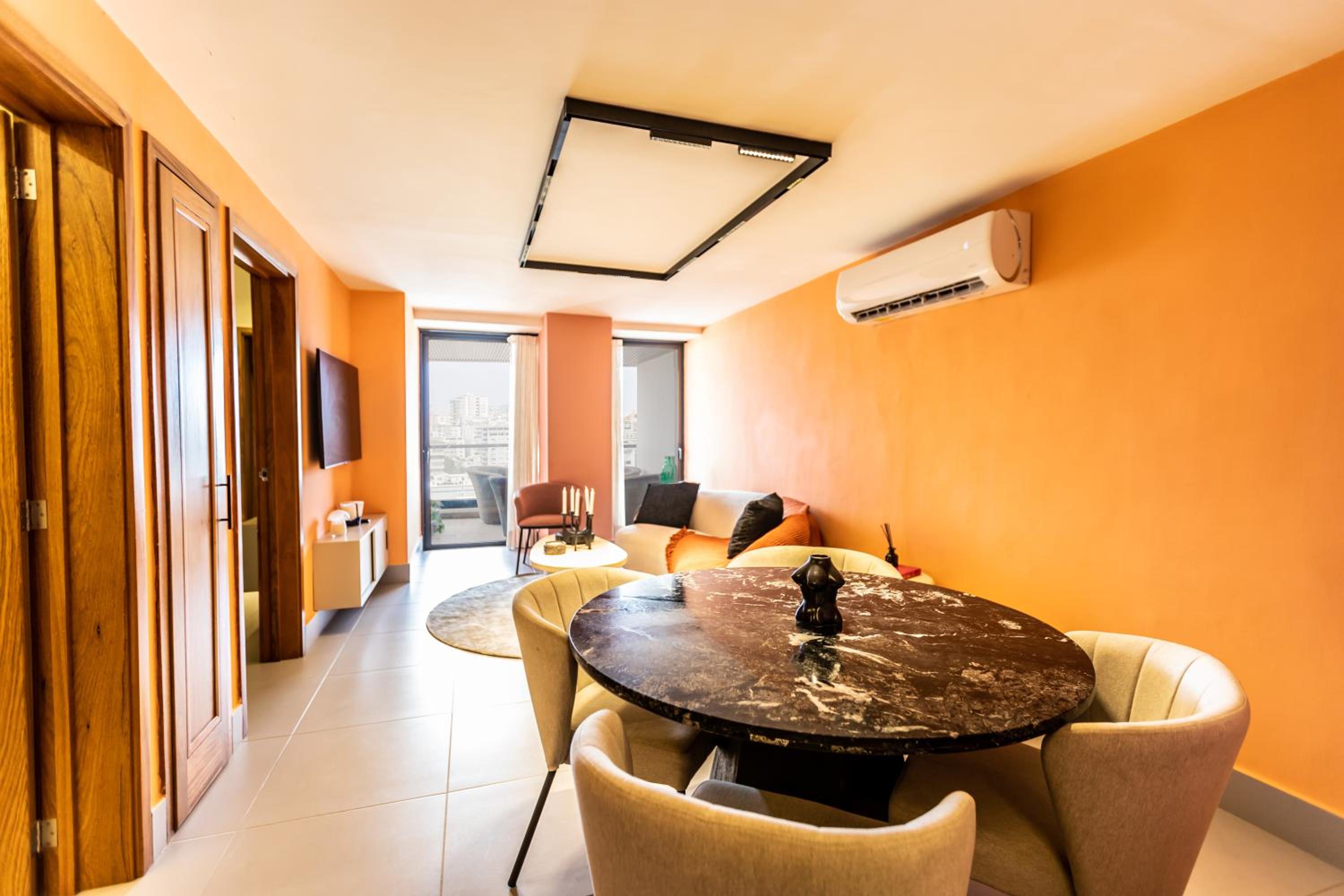 Modern Panoramic View Naco Fast Wifi