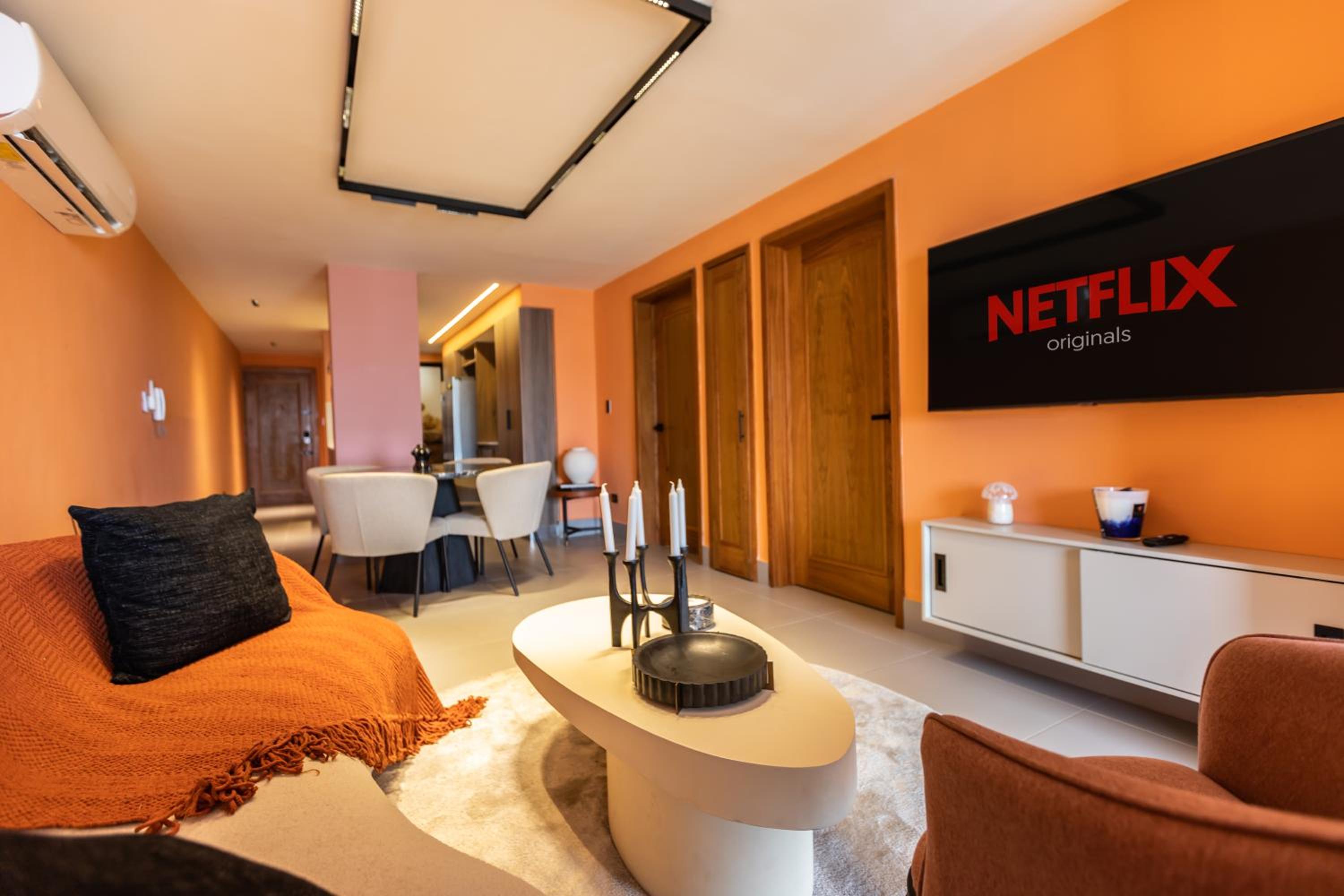 Modern Panoramic View Naco Fast Wifi