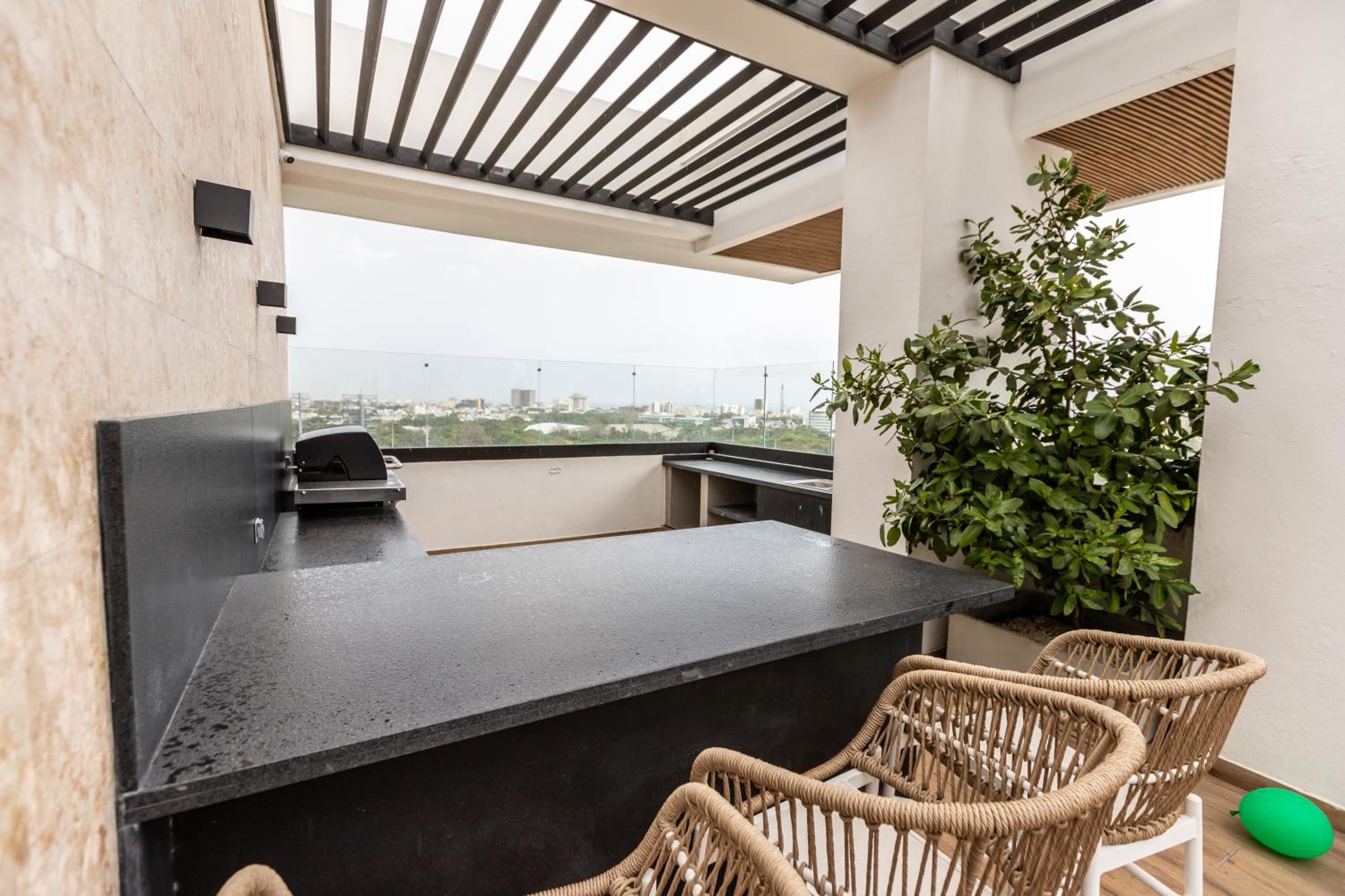 Modern Panoramic View Naco Fast Wifi