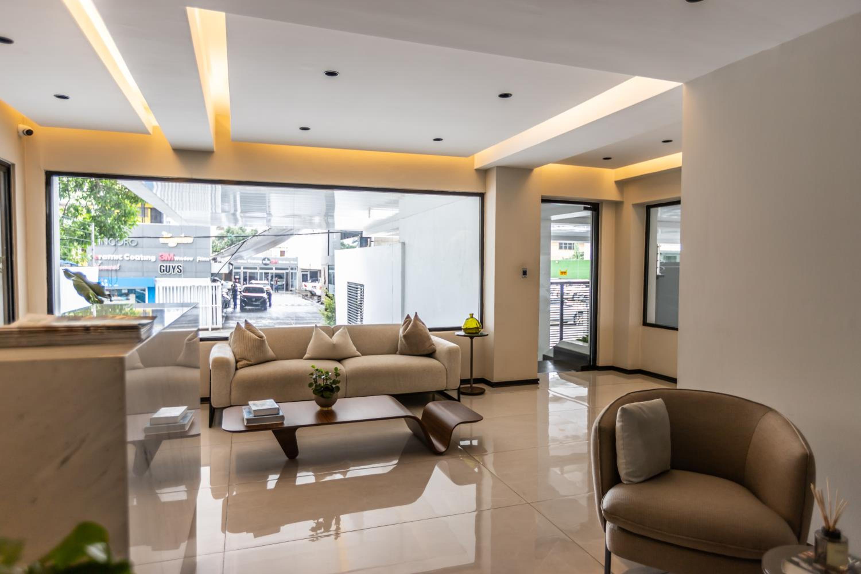 Modern Panoramic View Naco Fast Wifi