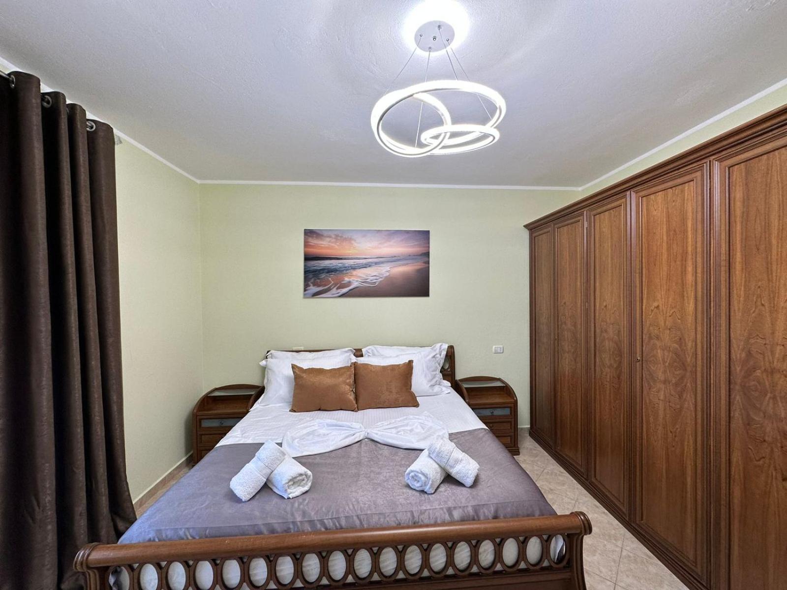 Illyria Apartments