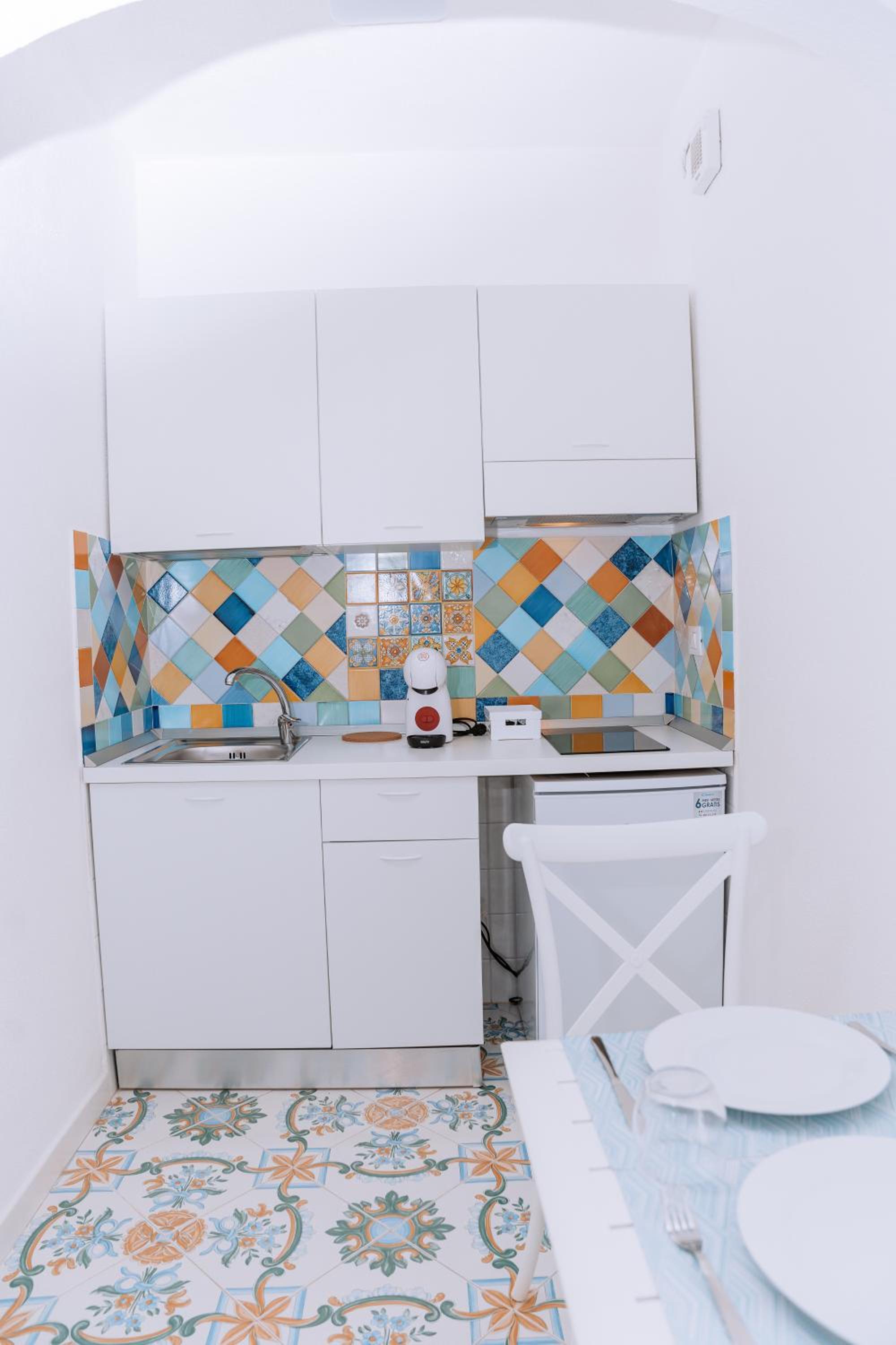 Omare Apartments