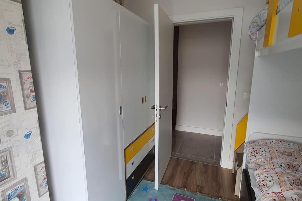 Security deluxe apartment