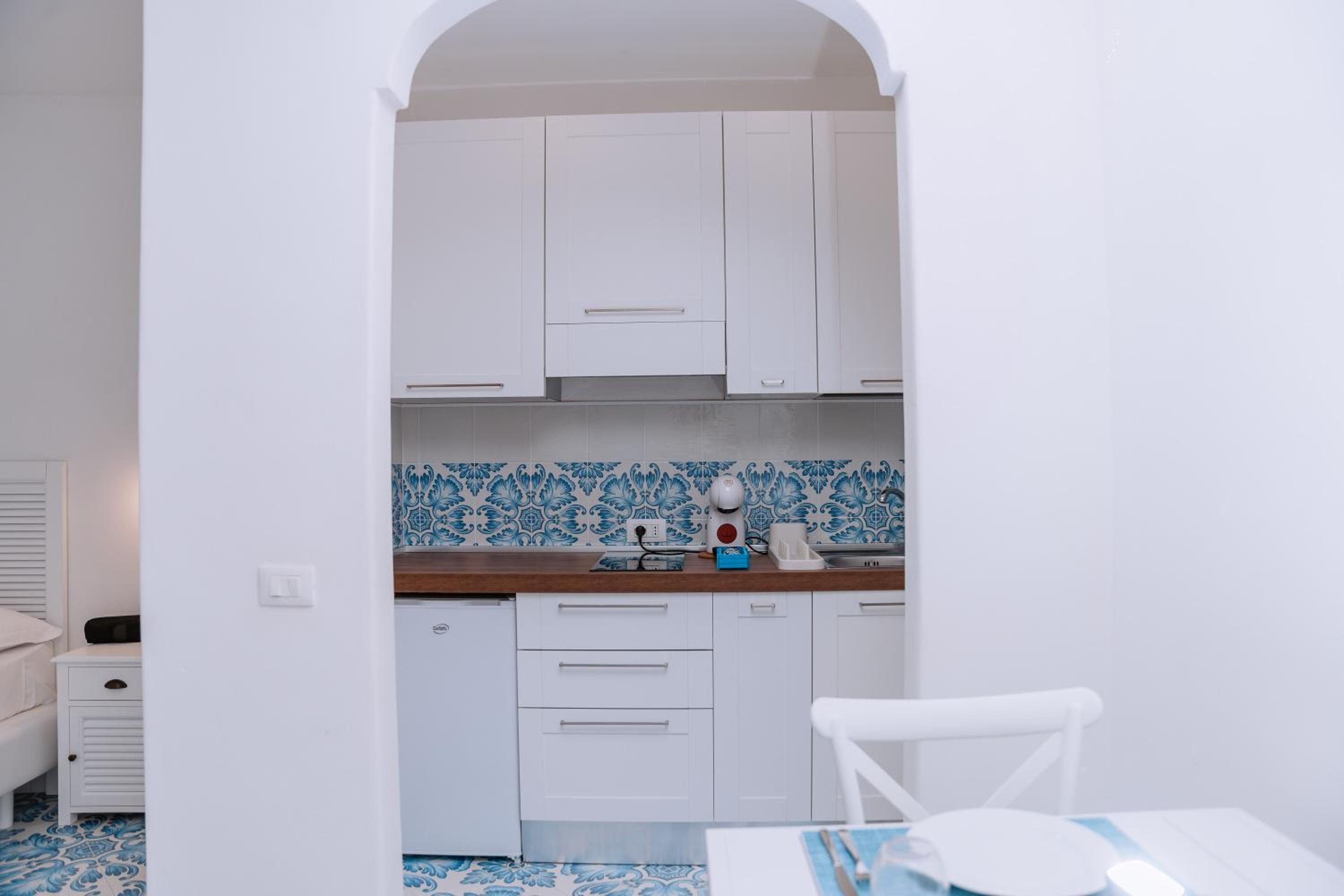 Omare Apartments