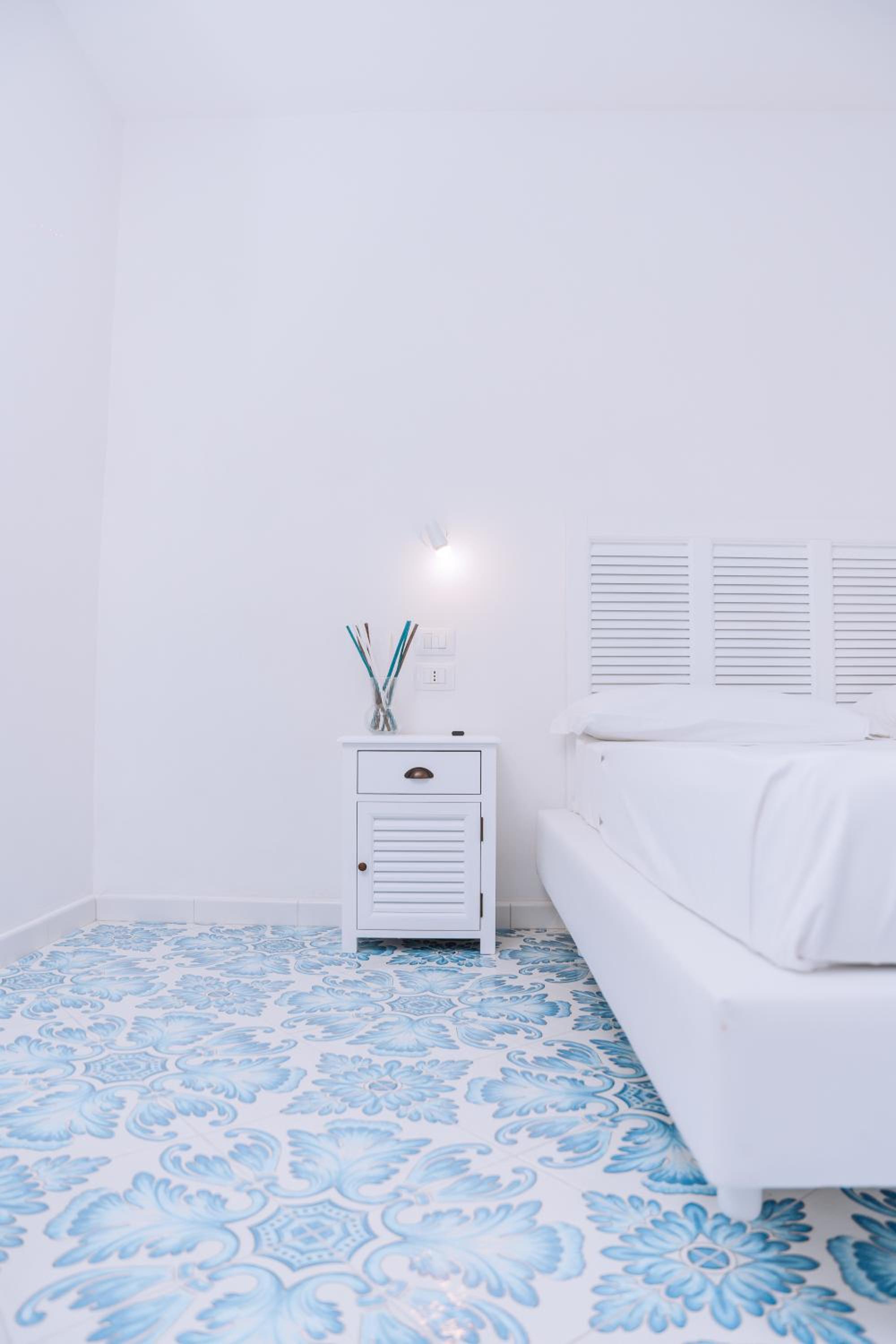 Omare Apartments