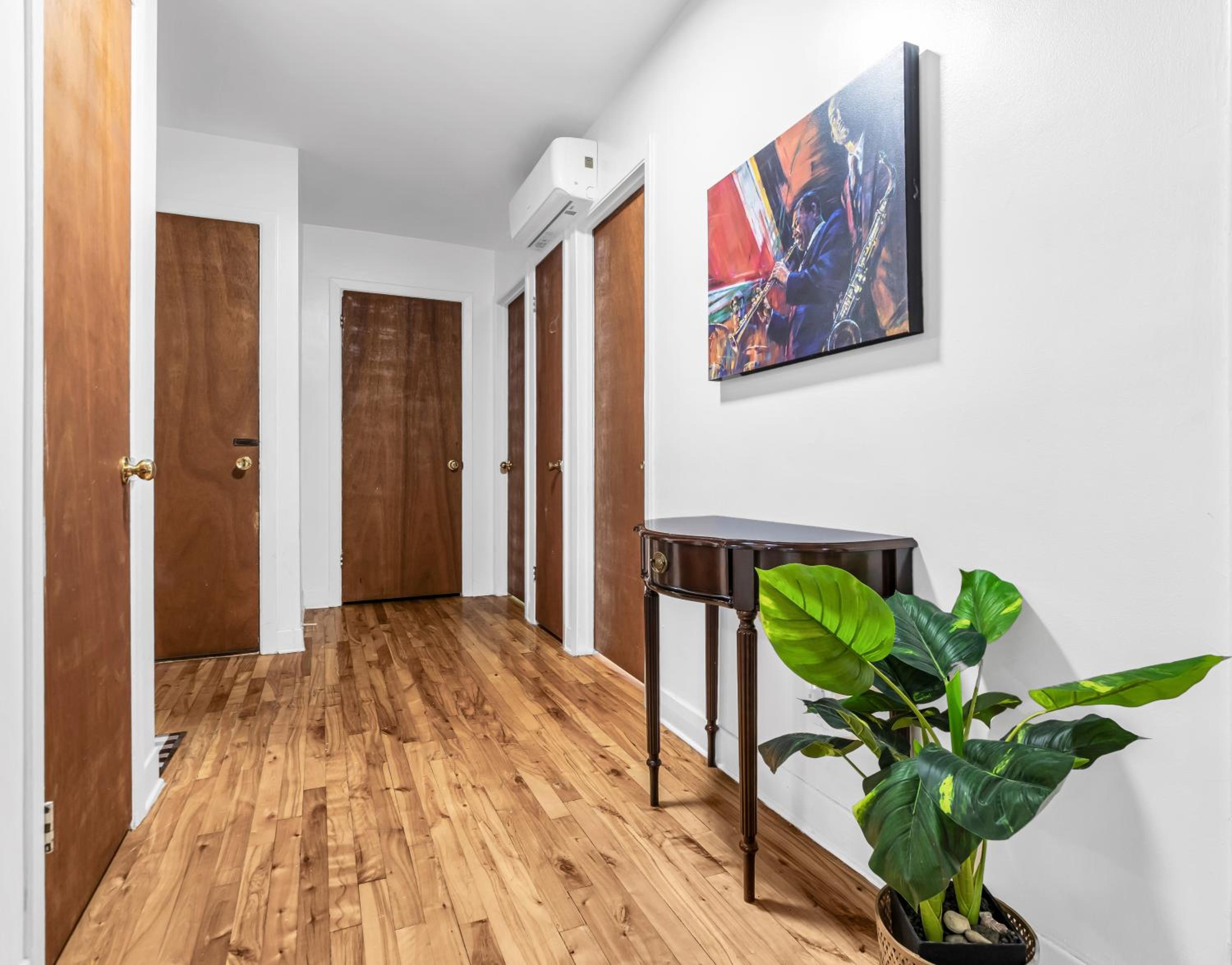 Cozy 3 Bedrooms Montreal