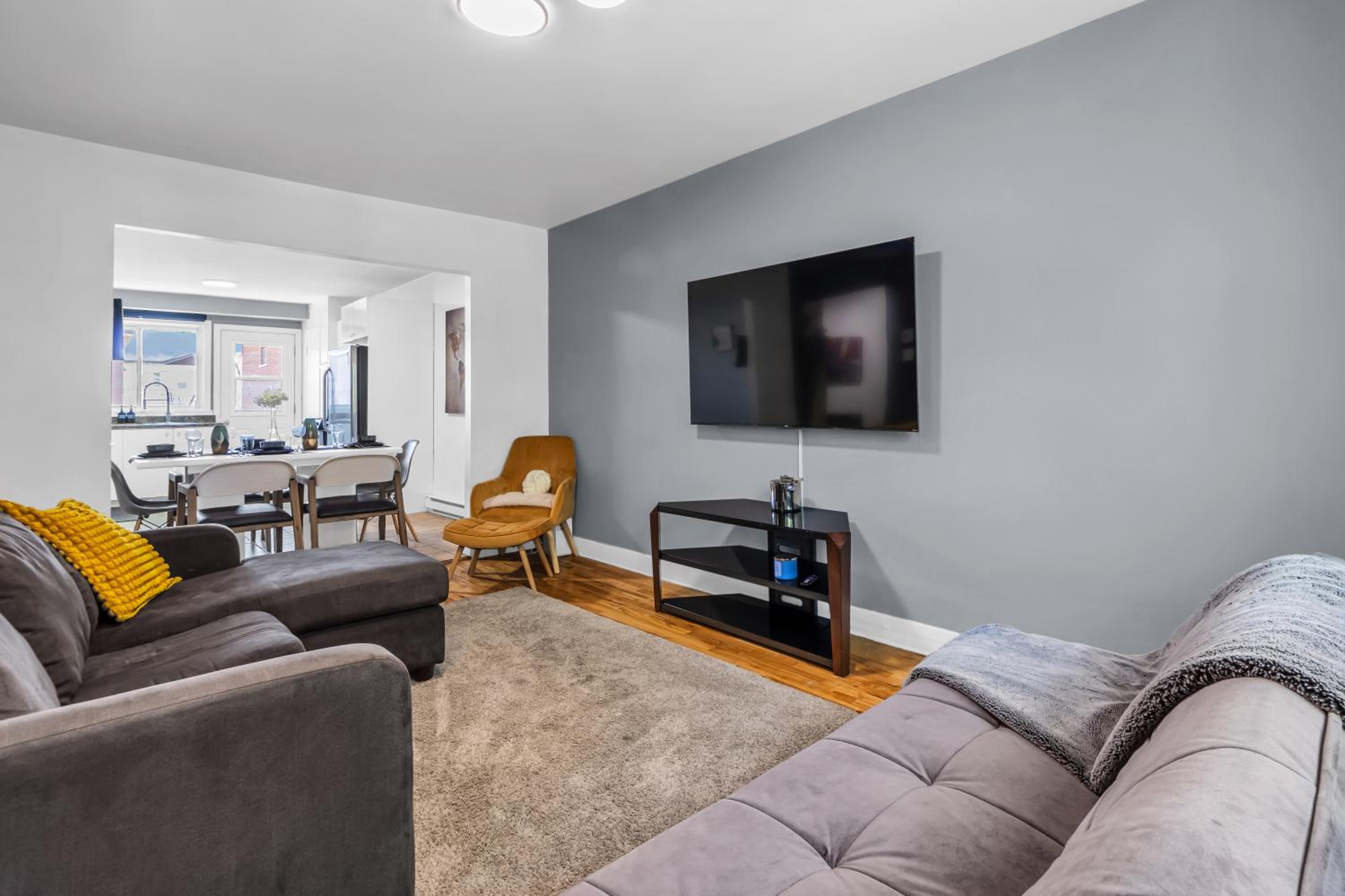 Cozy 3 Bedrooms Montreal