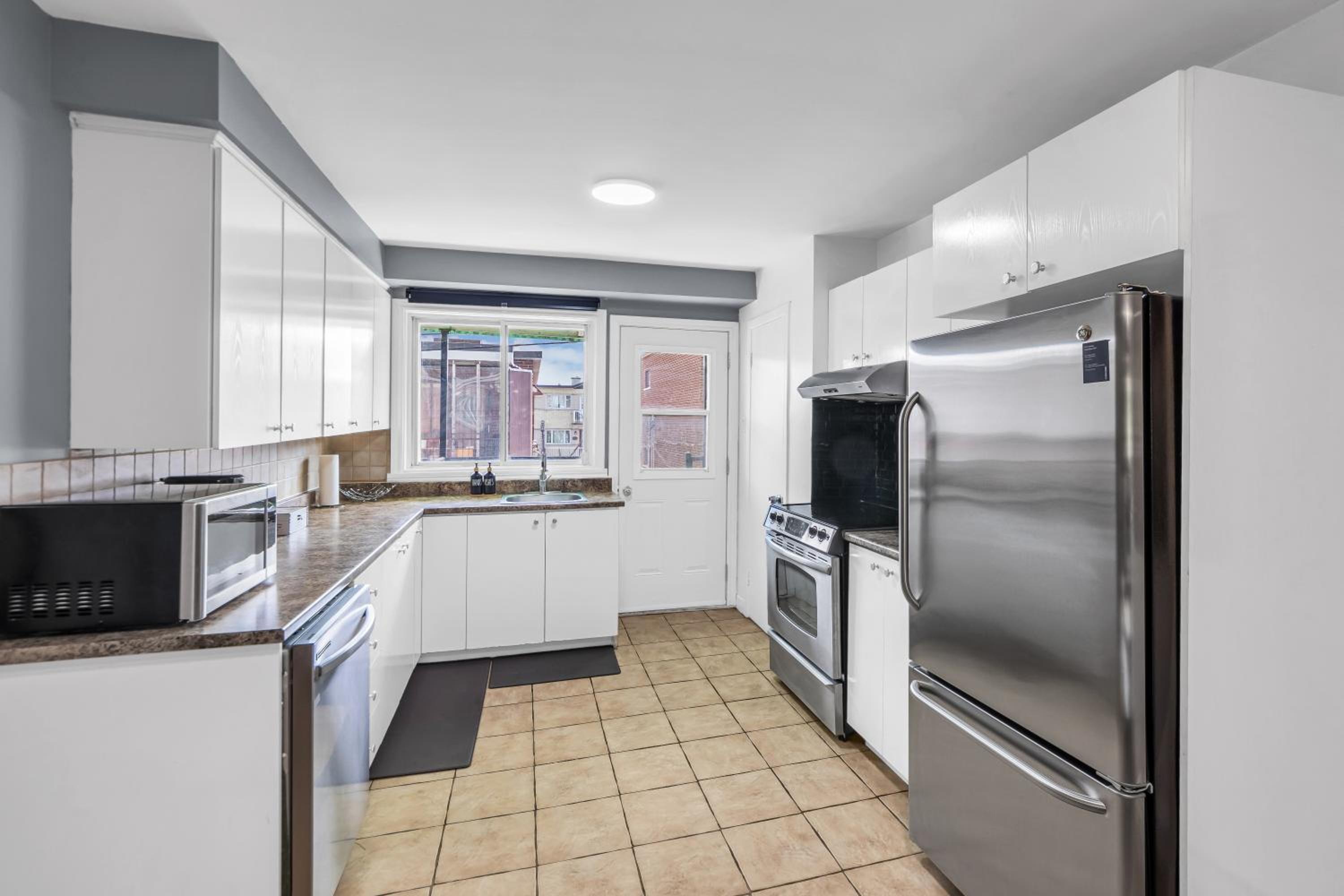 Cozy 3 Bedrooms Montreal