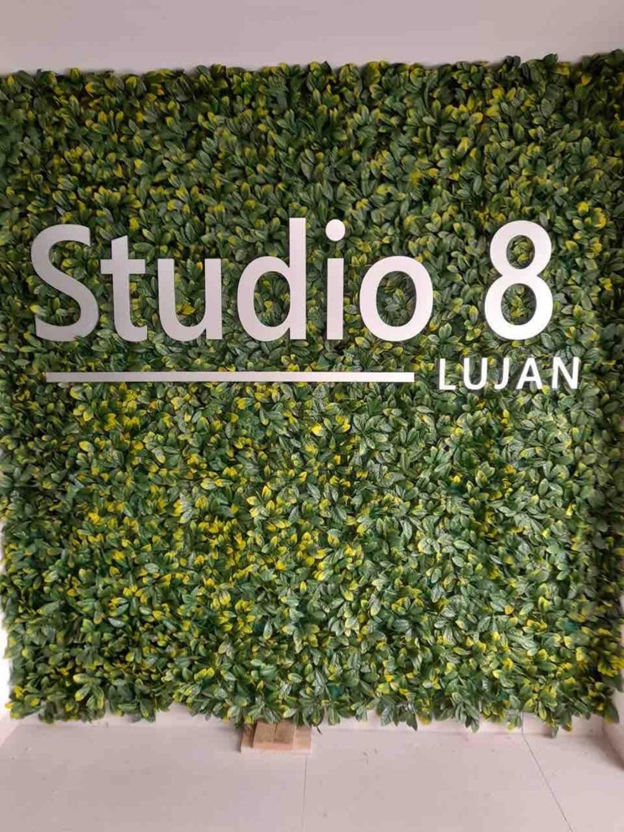 Studio8 Lujan Apartament #6