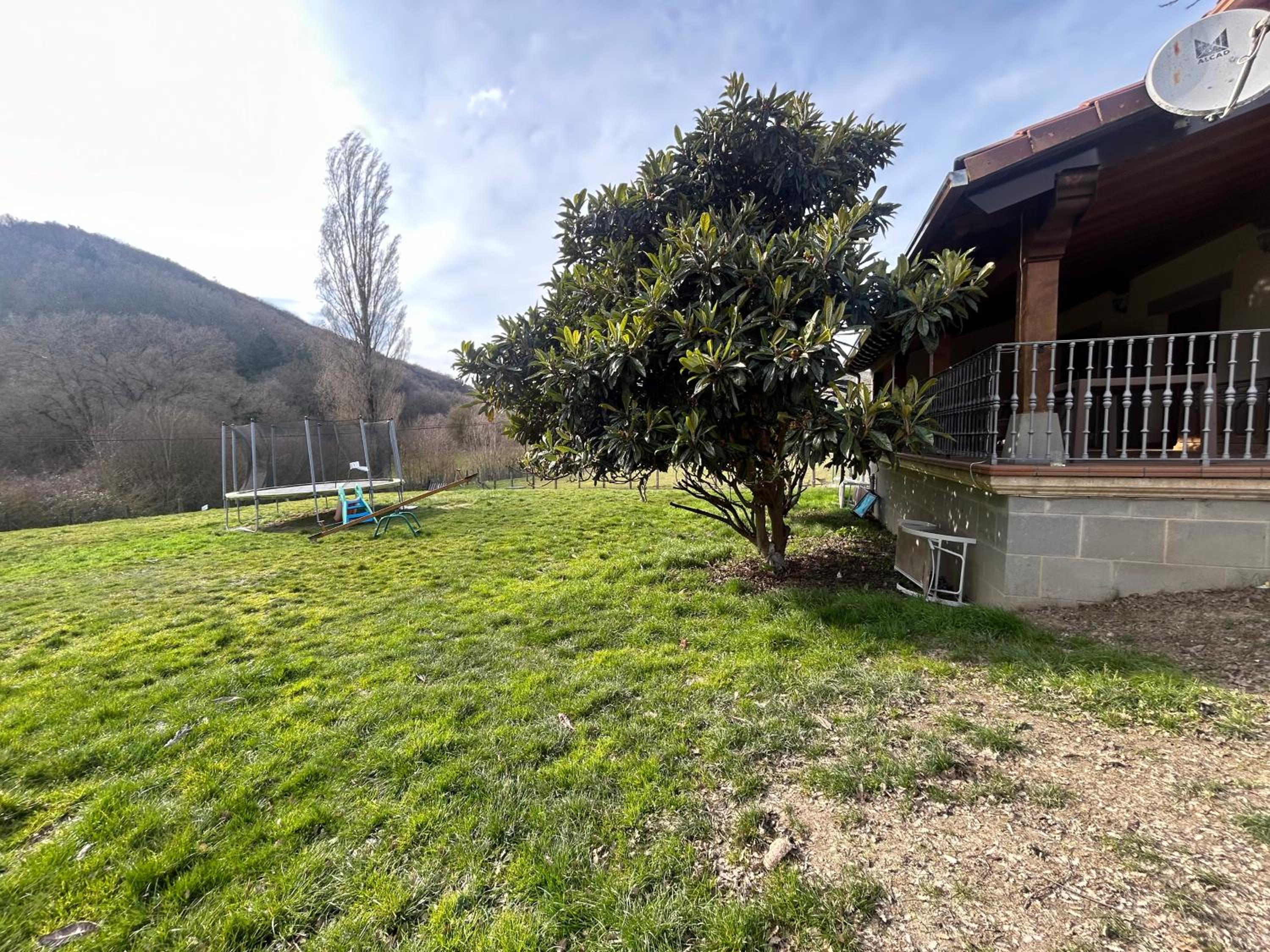 Casa Rural Sarobetxea en Larrayoz, Navarra