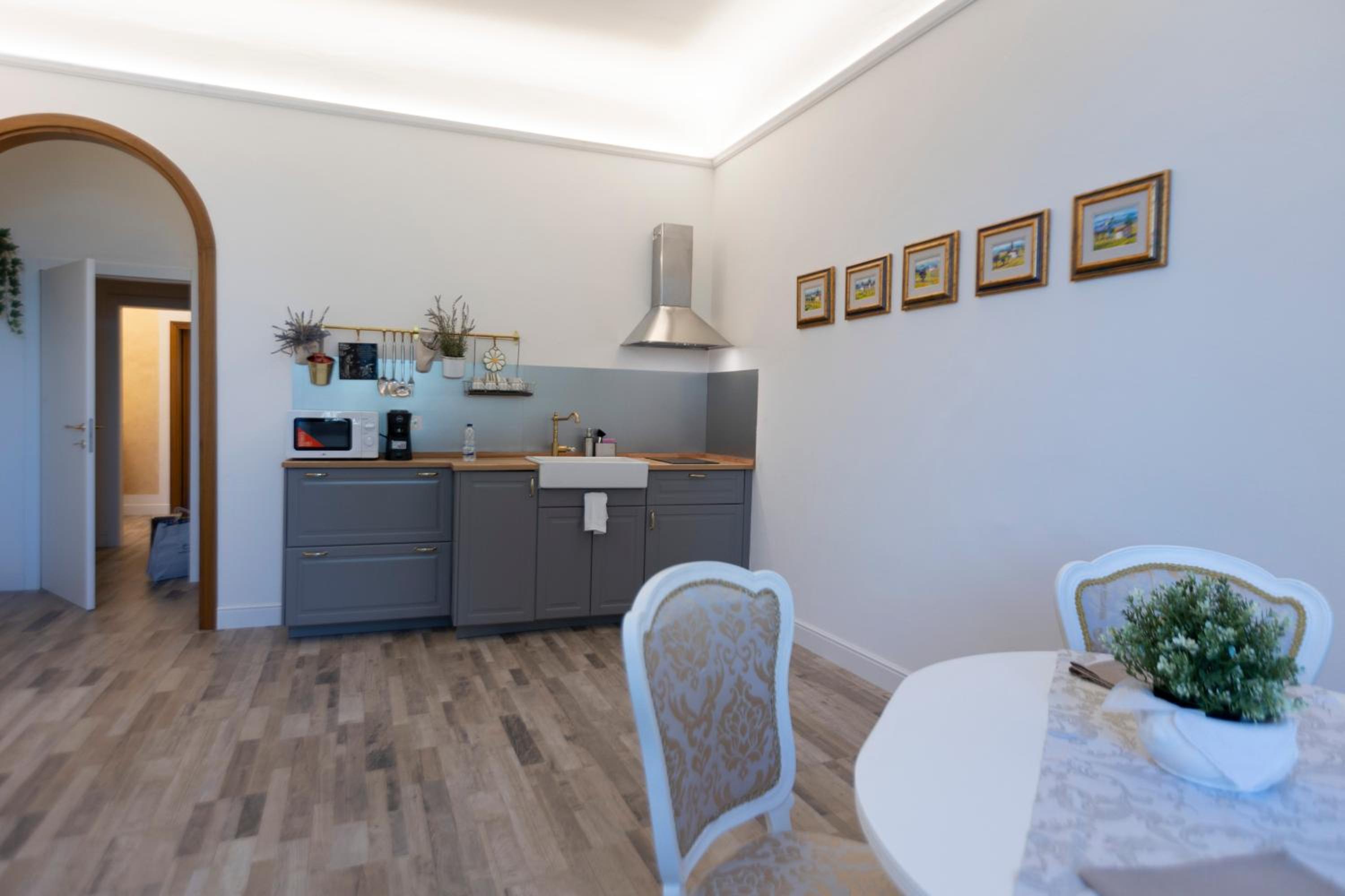 LC41 Suites