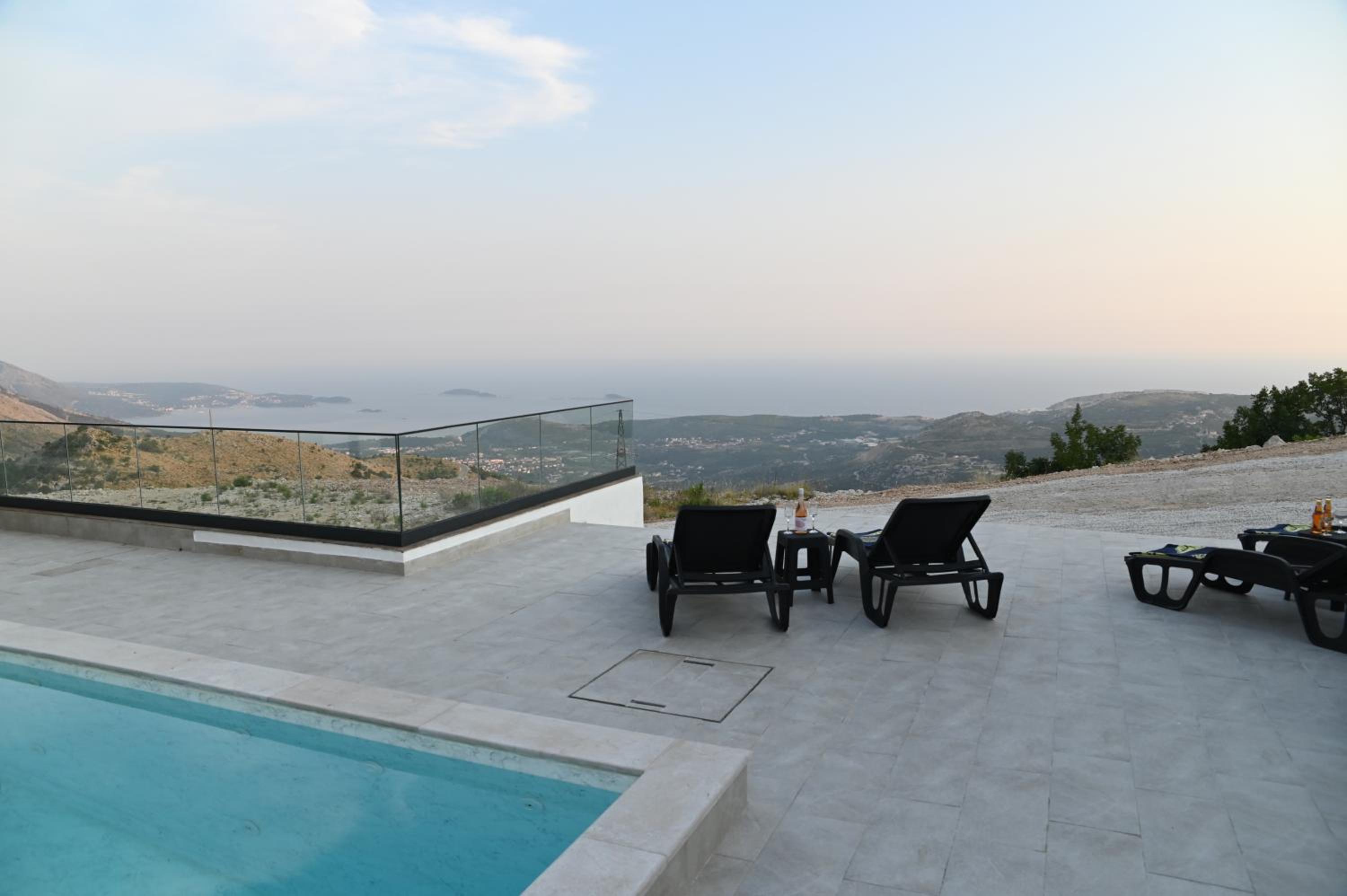 Villa Panorama - Private heated pool and jacuzzi with ocean view