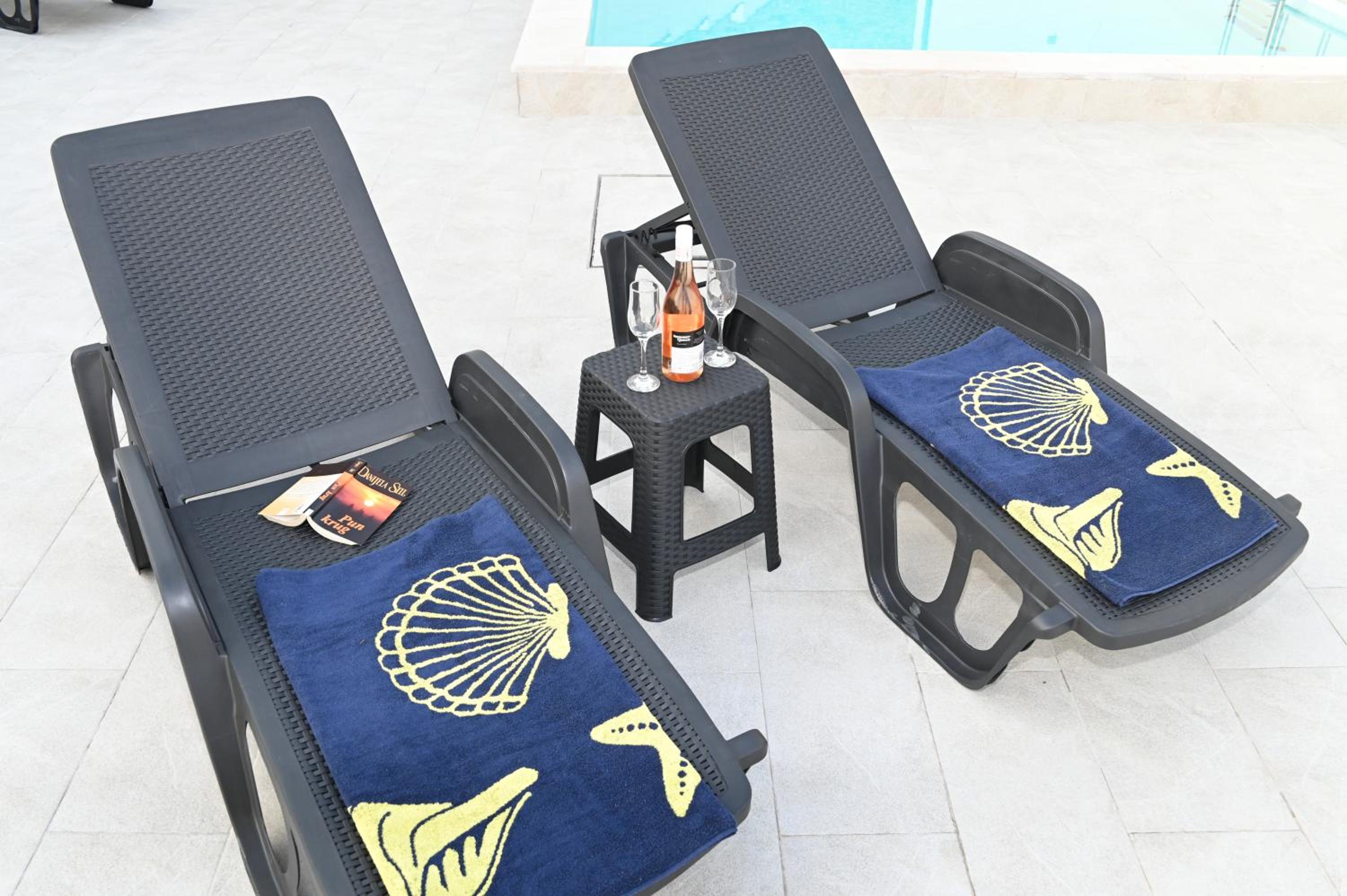Villa Panorama - Private heated pool and jacuzzi with ocean view