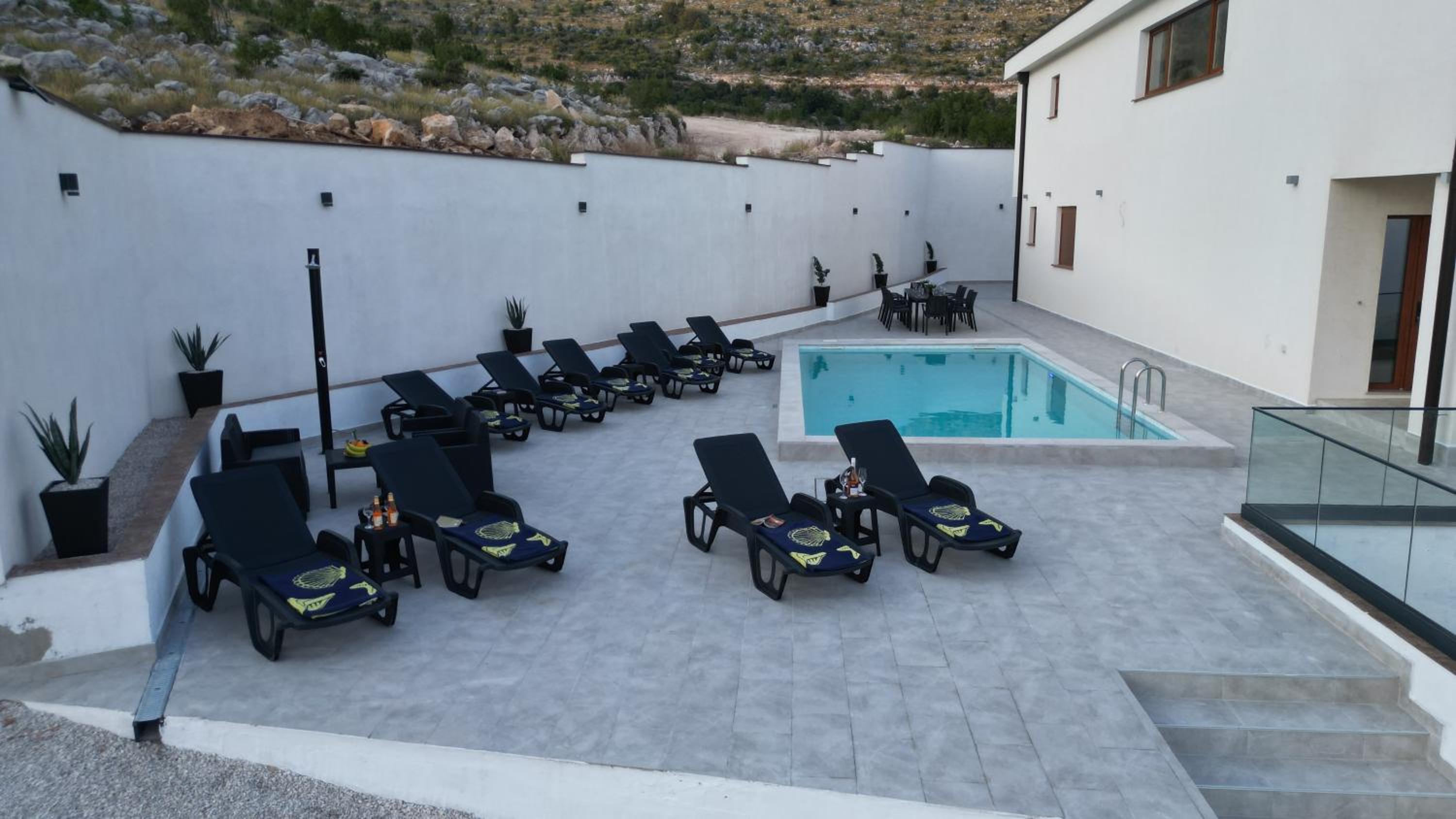 Villa Panorama - Private heated pool and jacuzzi with ocean view