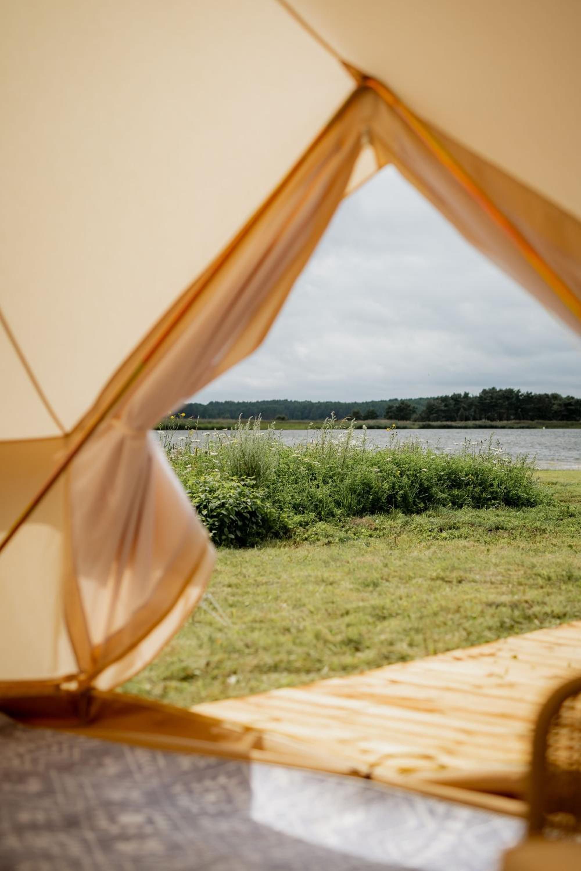 Privaatne glamping, saun ja köögiga maja mere kaldal