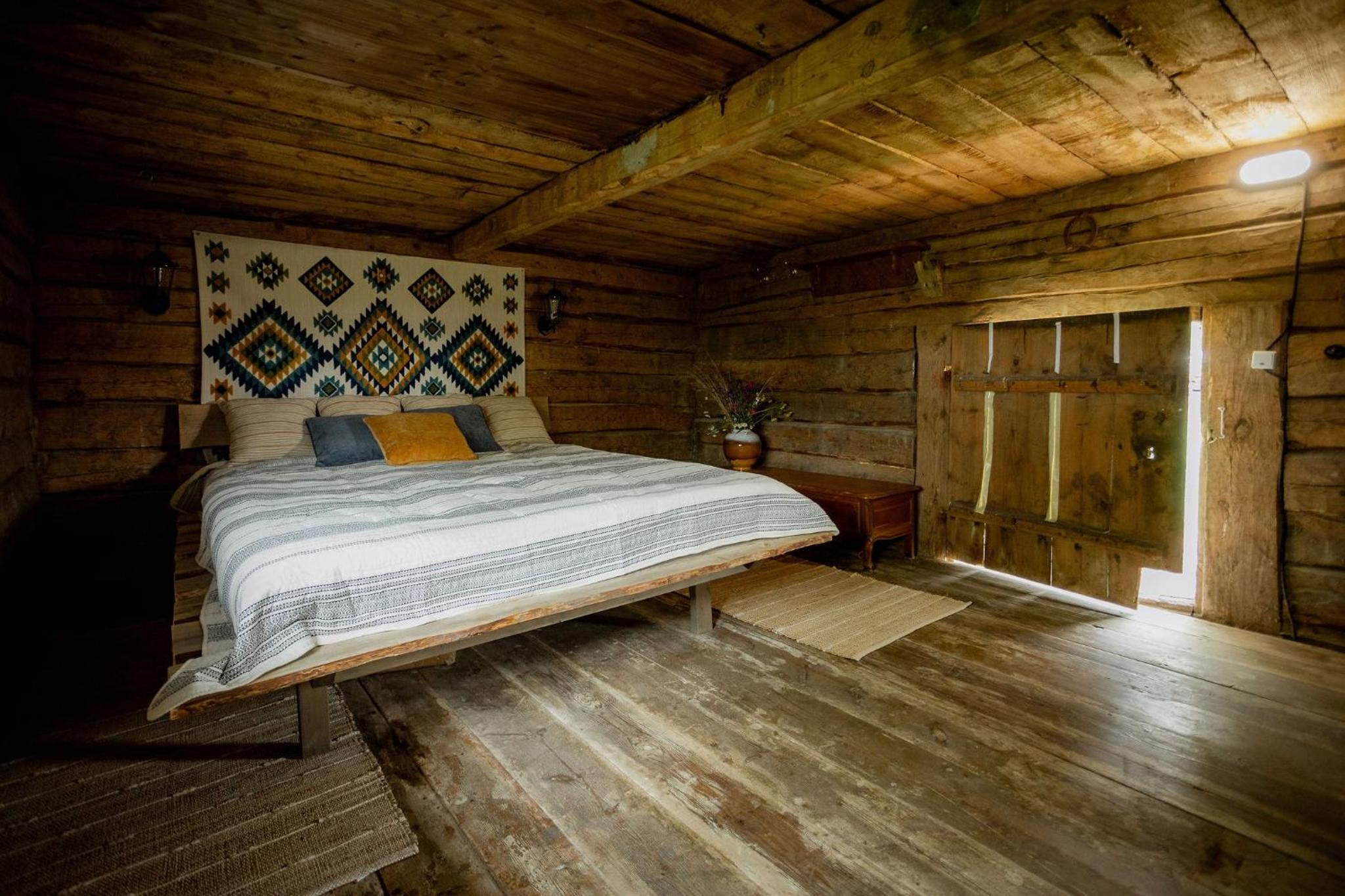 Privaatne glamping, saun ja köögiga maja mere kaldal