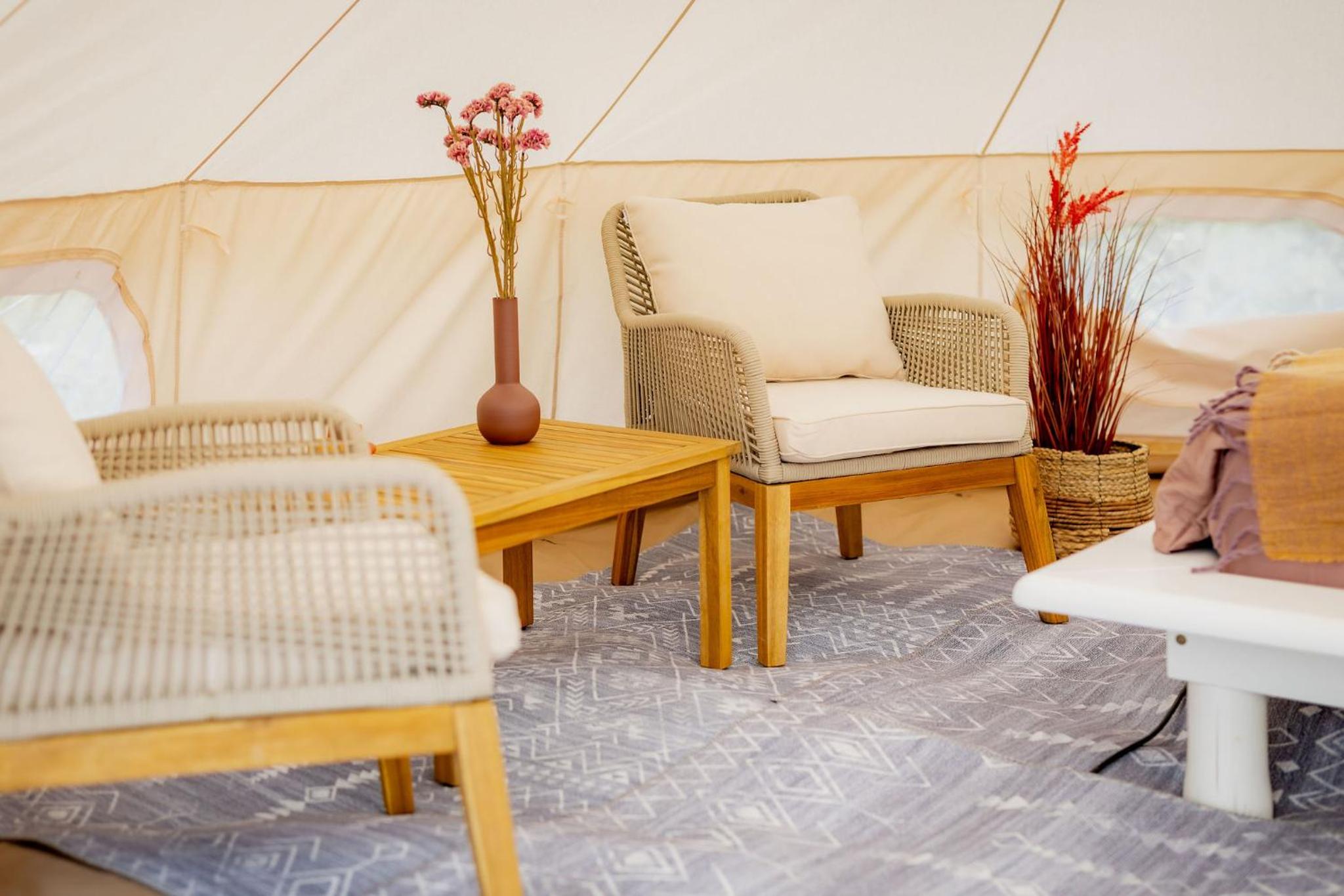 Privaatne glamping, saun ja köögiga maja mere kaldal