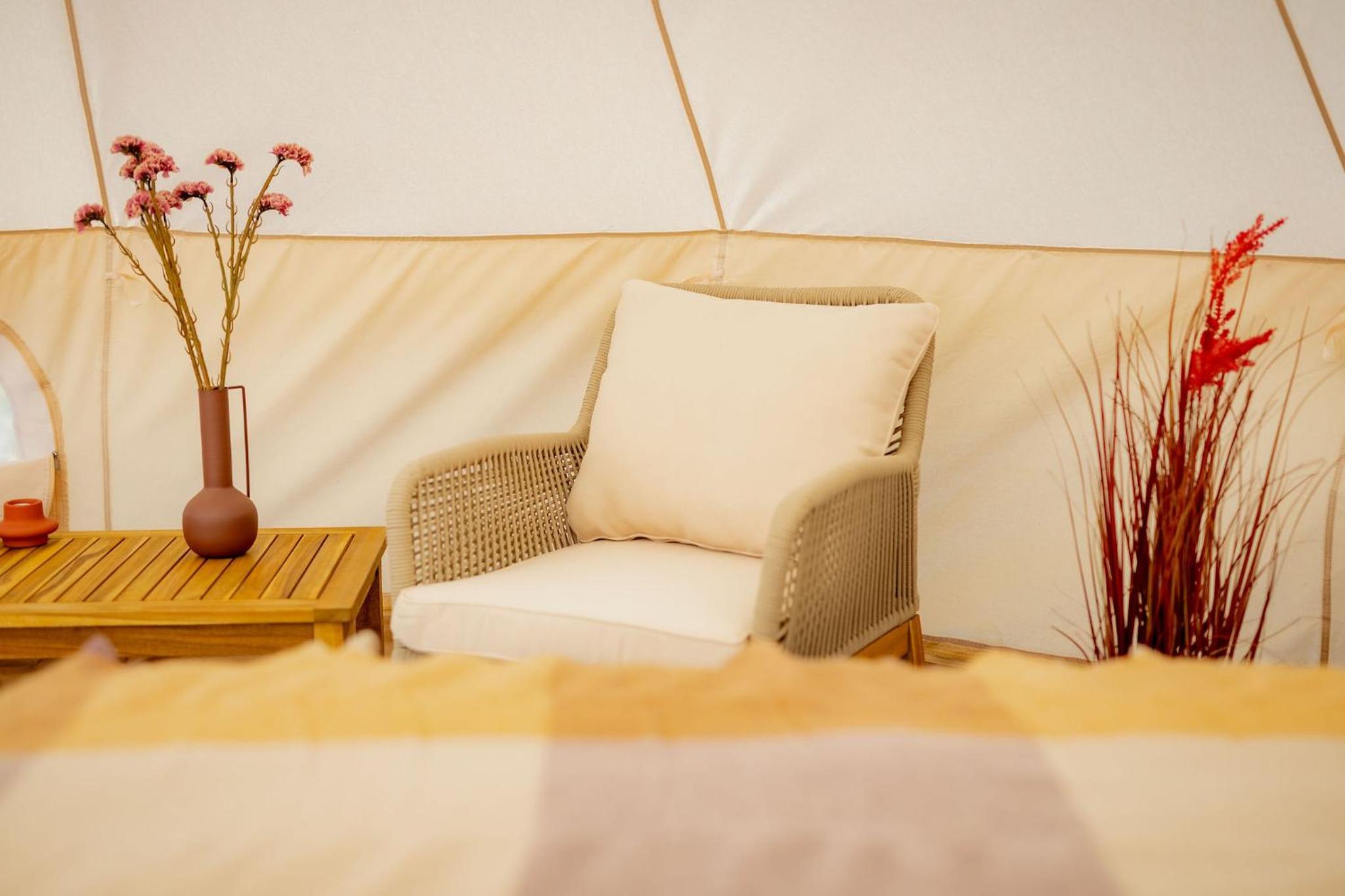 Privaatne glamping, saun ja köögiga maja mere kaldal