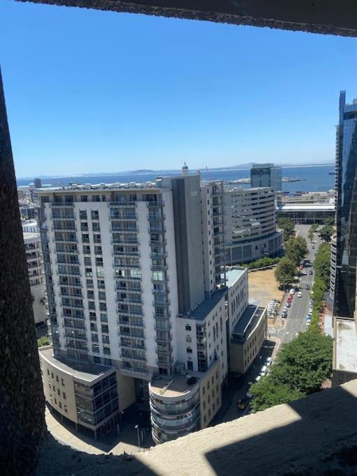 DNU Modern elegance with an Ocean View