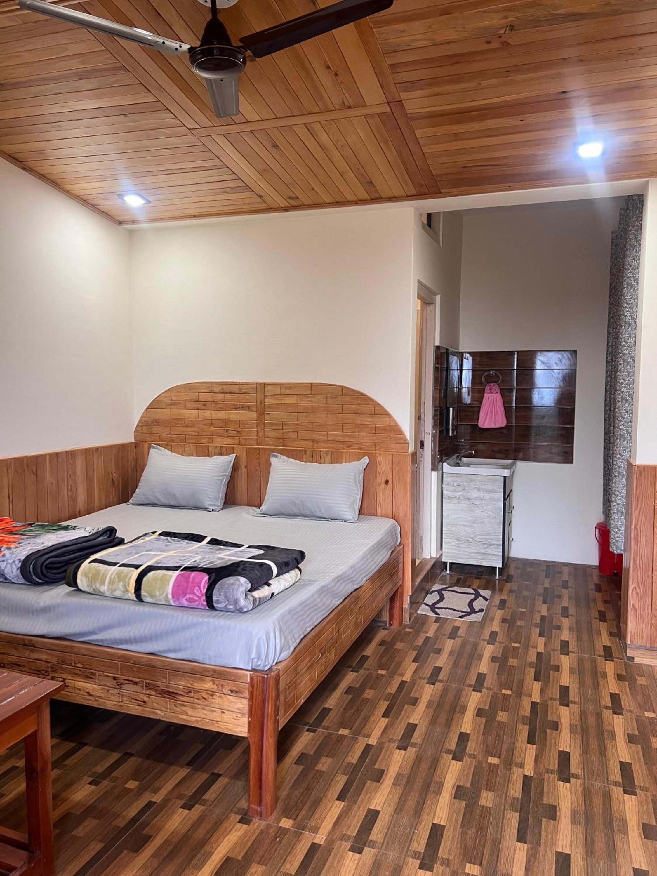 Royal Golden Homestay