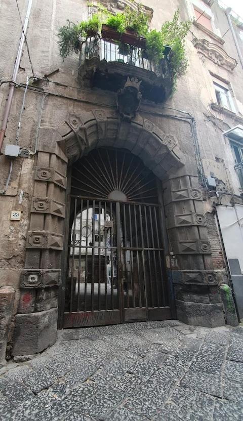Appartamento Napoli Historical Center where to stay in naples