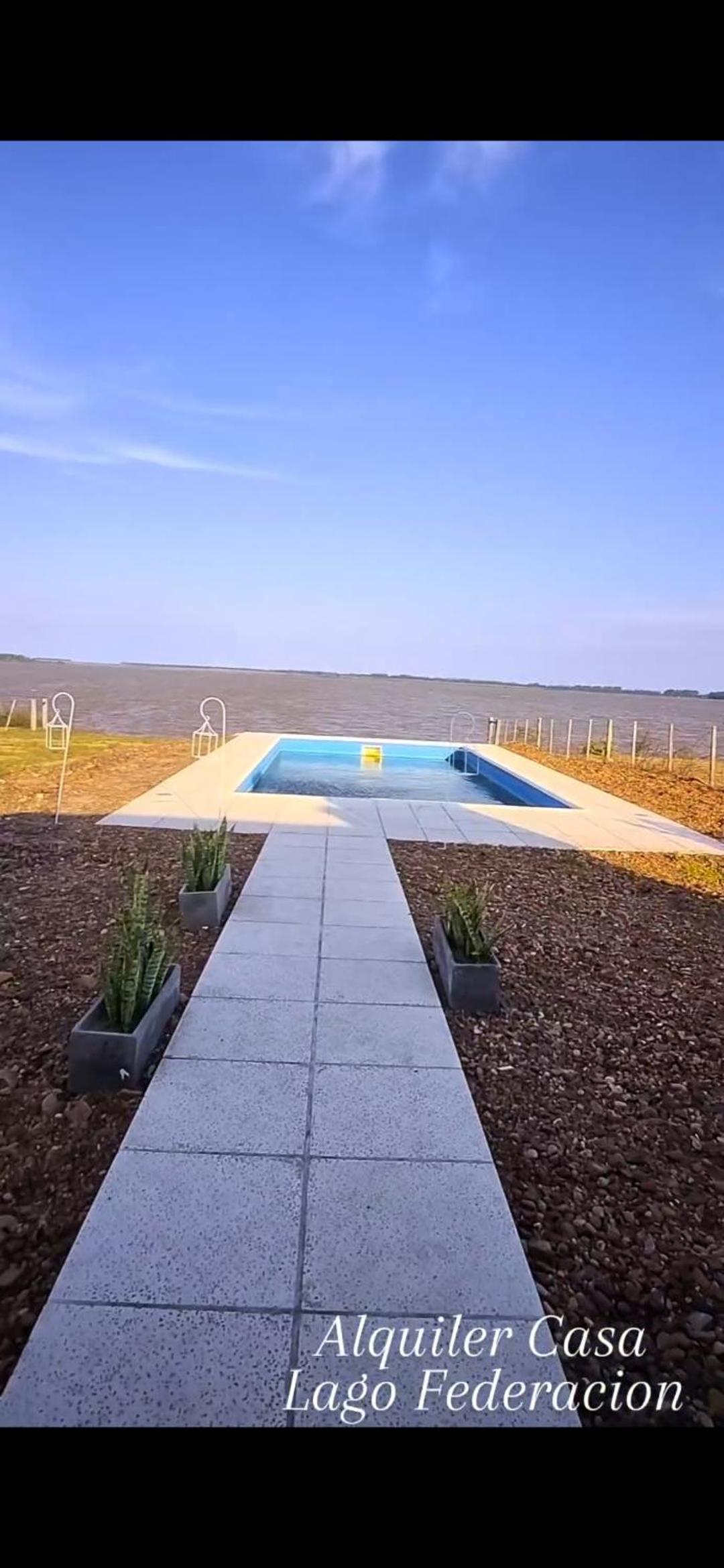 Casa en Lago Federación