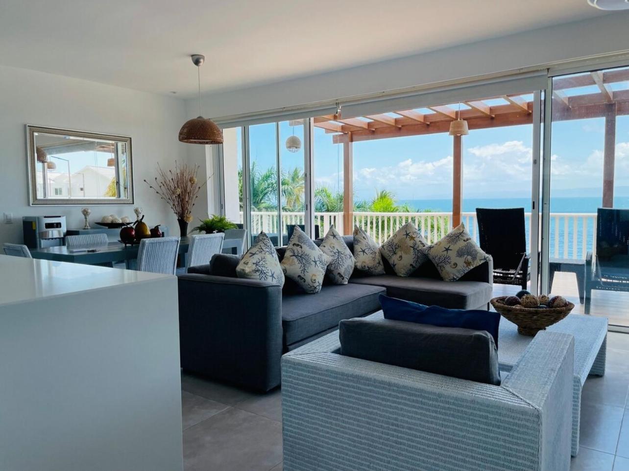 Paradise Retreat Peace Relaxation