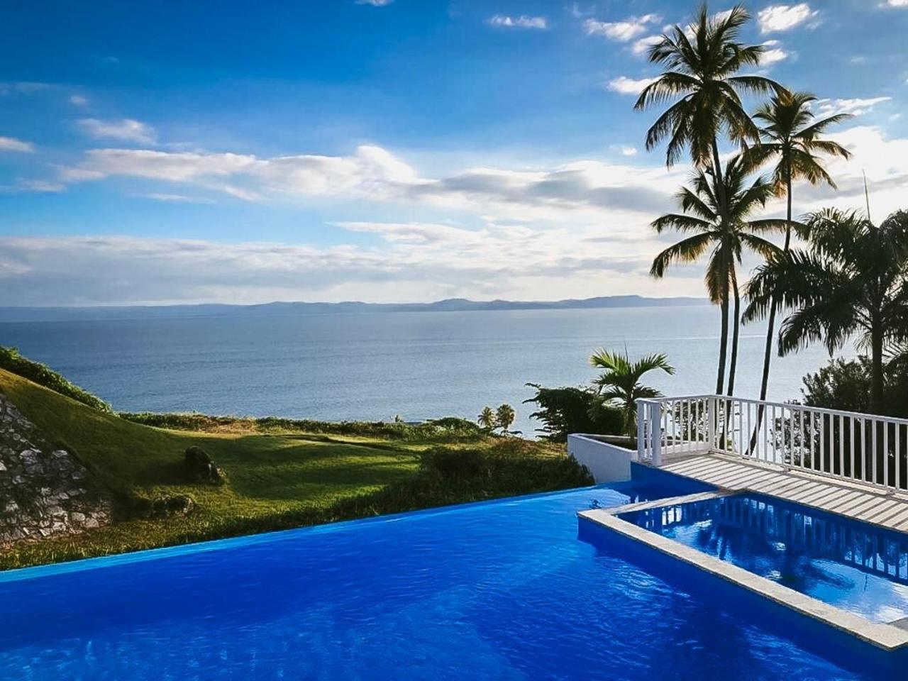 Paradise Retreat Peace Relaxation