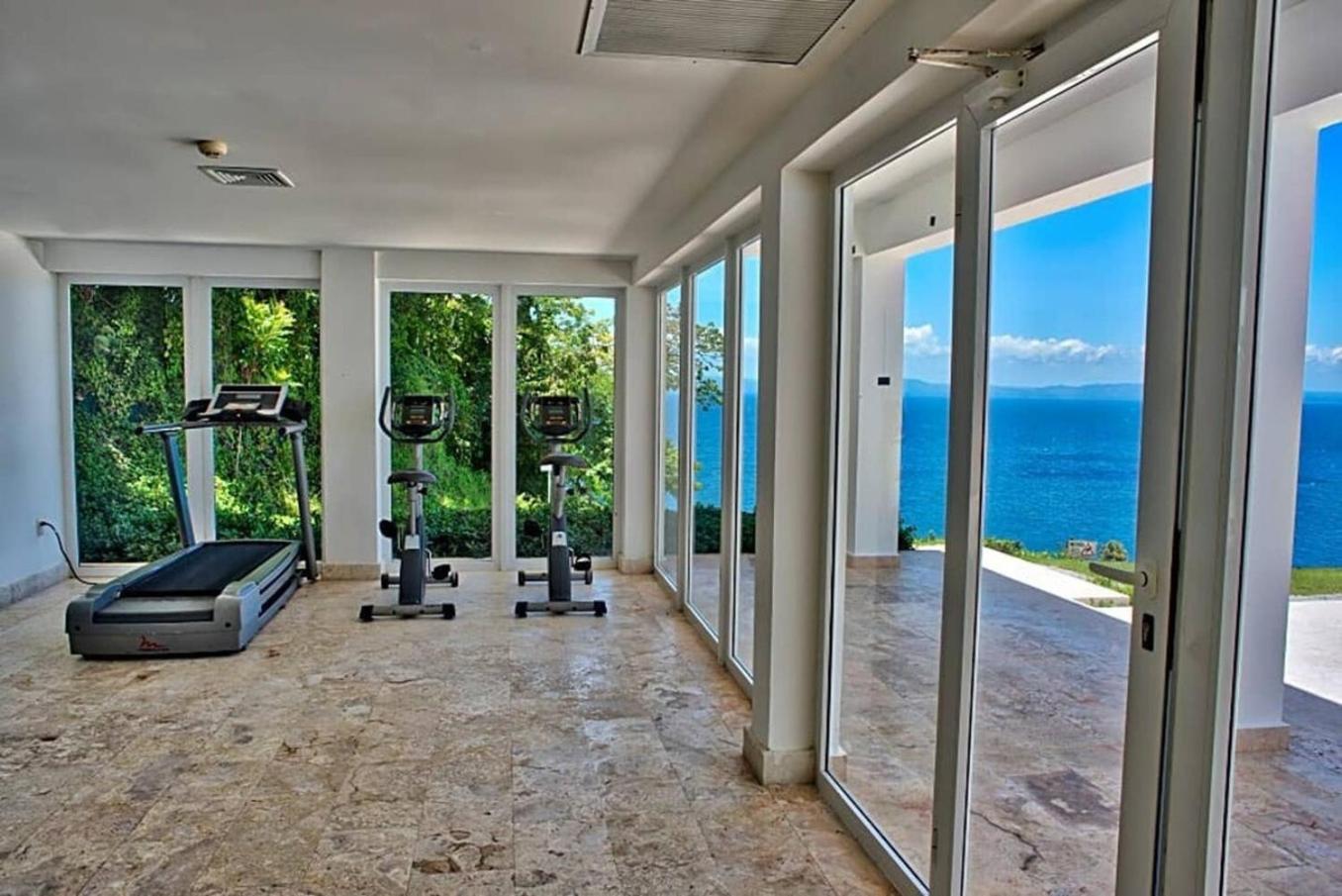 Paradise Retreat Peace Relaxation
