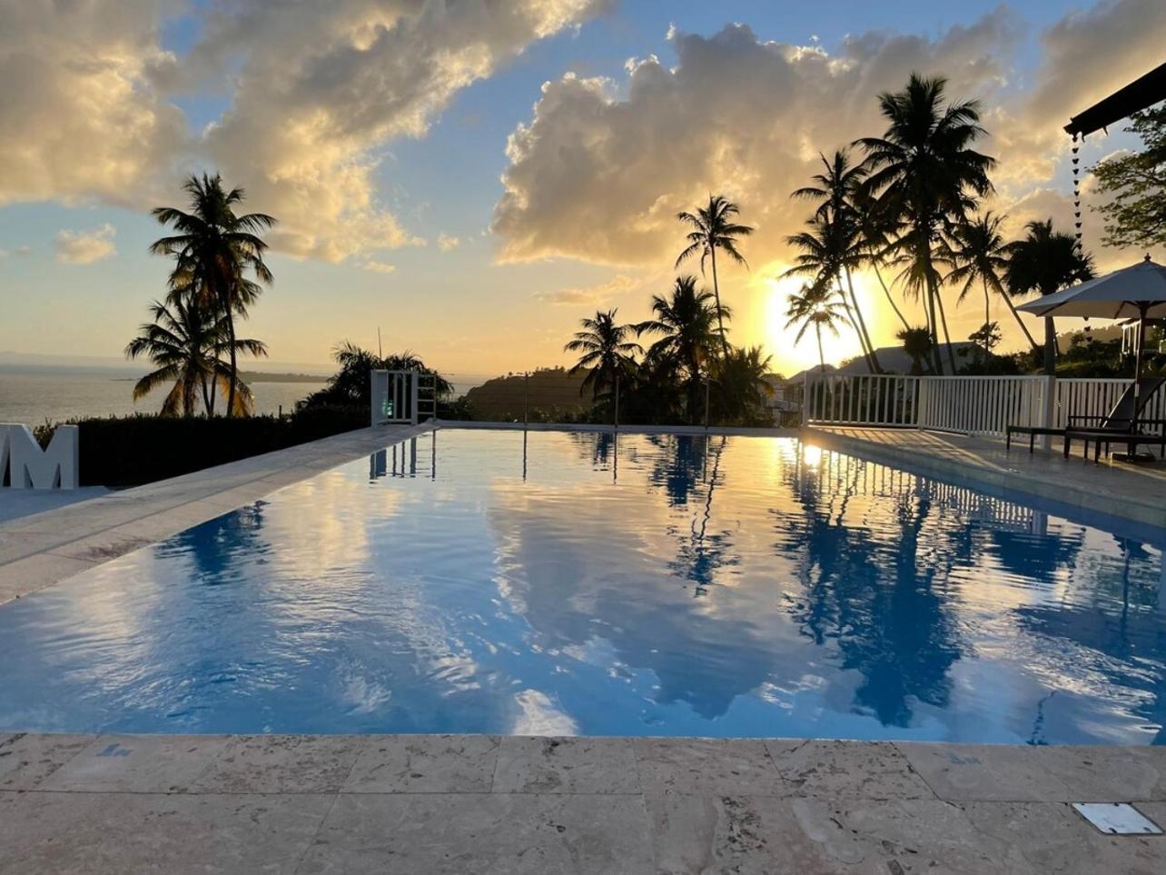 Paradise Retreat Peace Relaxation