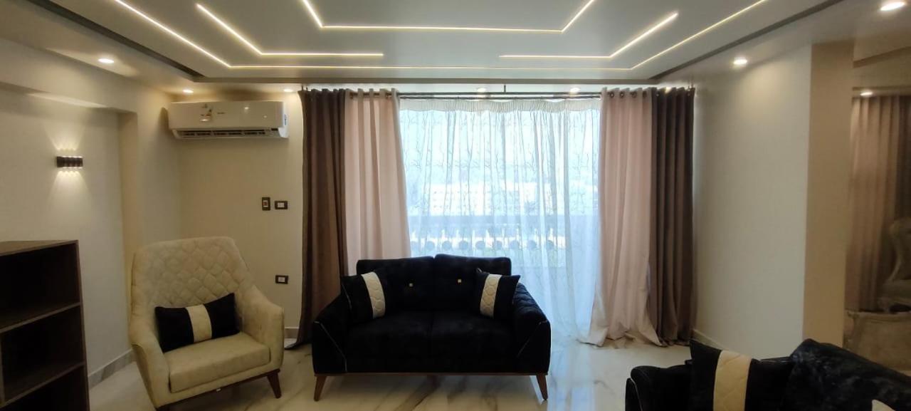 Elhana House