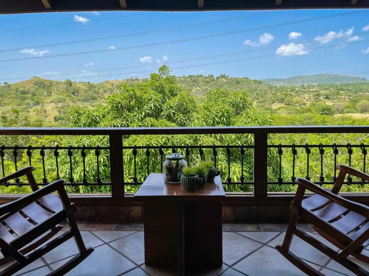 Mountain Paradise Pool Wi-fi Las Charcas