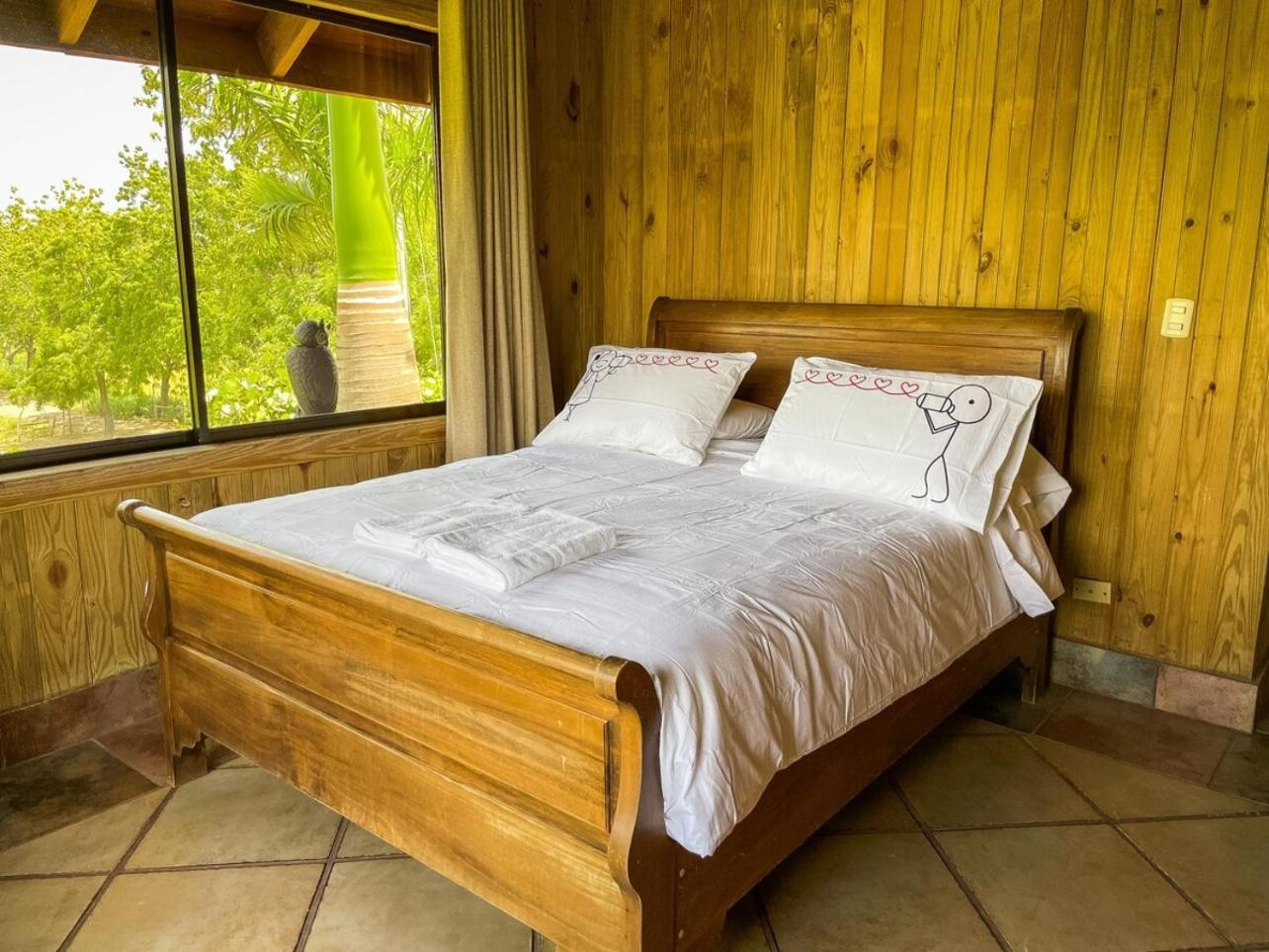 Mountain Paradise Pool Wi-fi Las Charcas