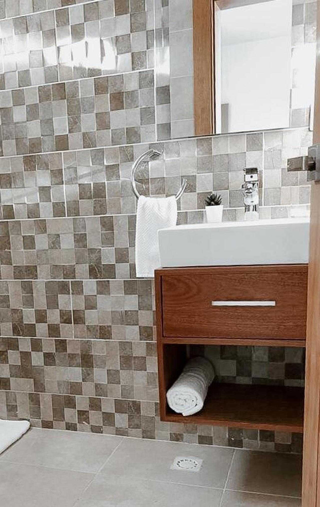 Luxe Living Spacious Retreat Torre Real Ii