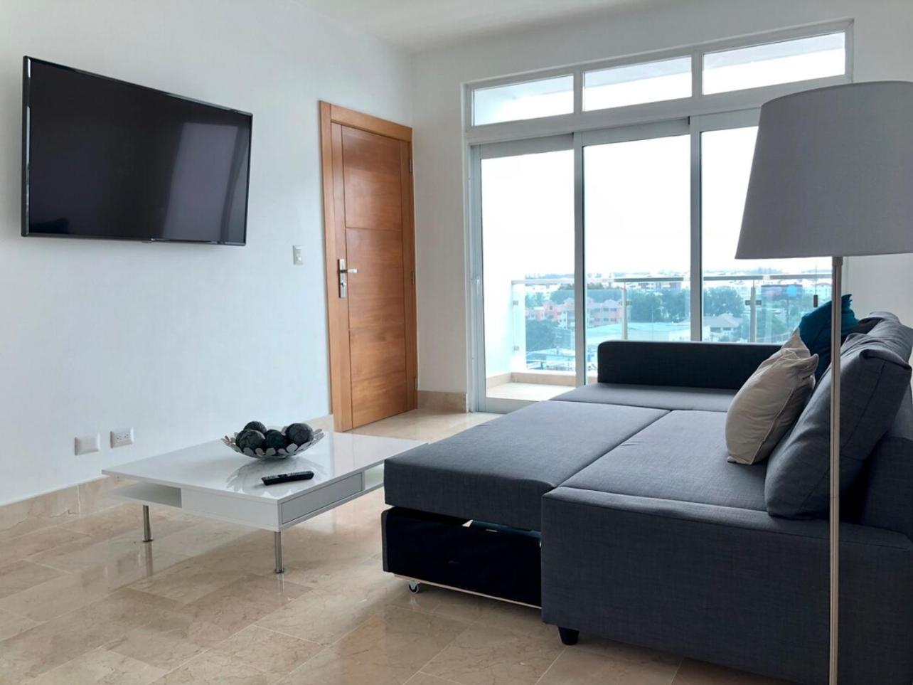 Luxe Living Spacious Retreat Torre Real Ii