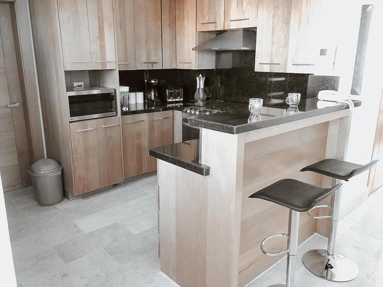 Luxe Living Spacious Retreat Torre Real Ii