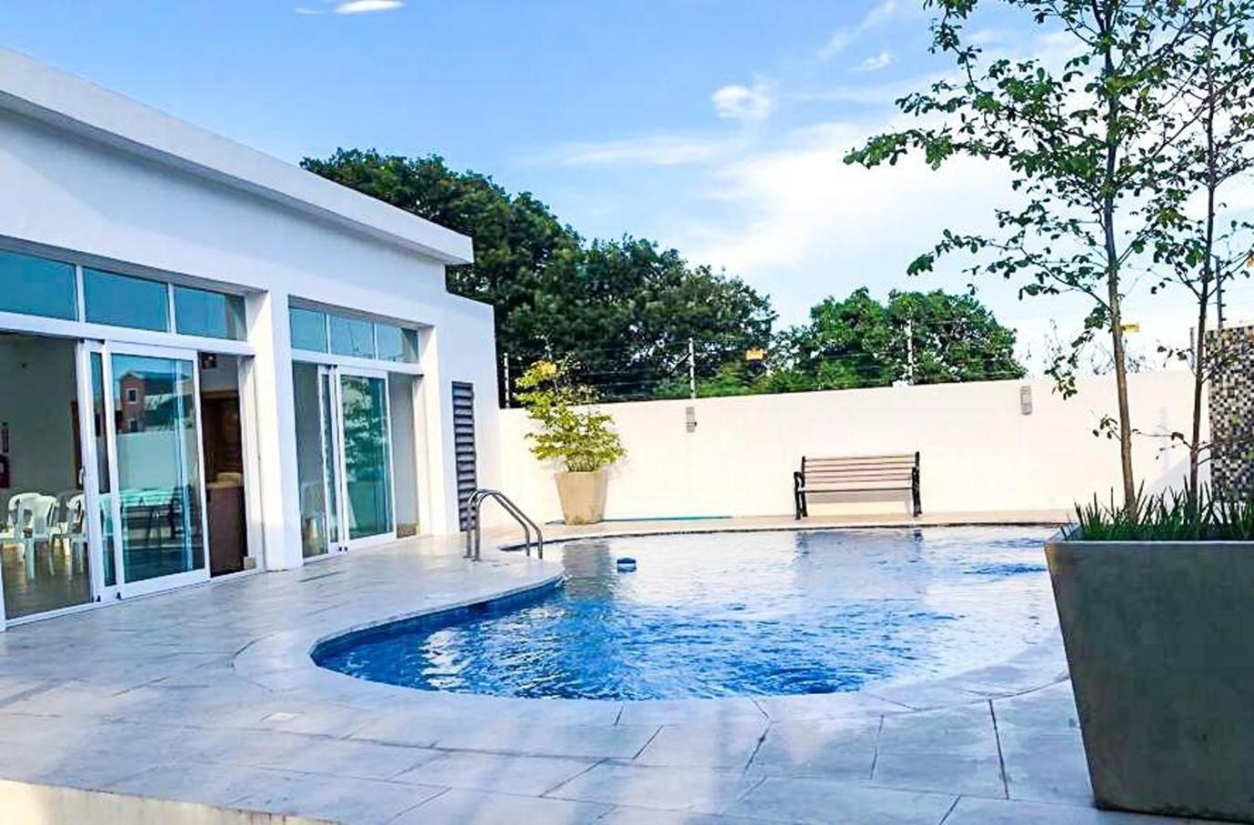 Luxe Living Spacious Retreat Torre Real Ii
