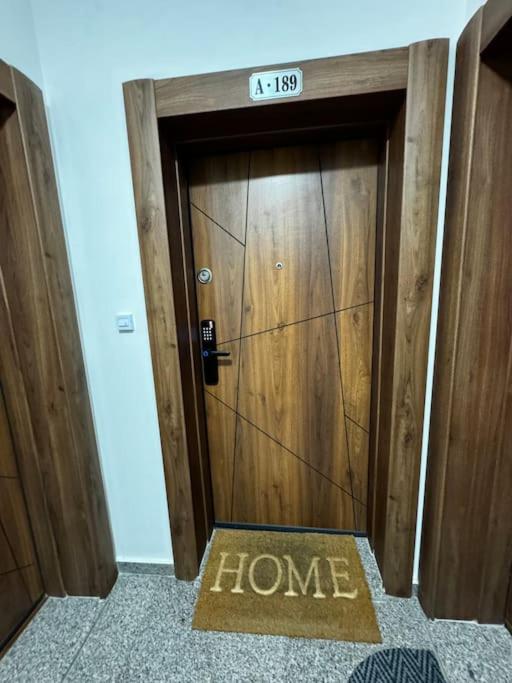 Family and Business apartment with free street parking