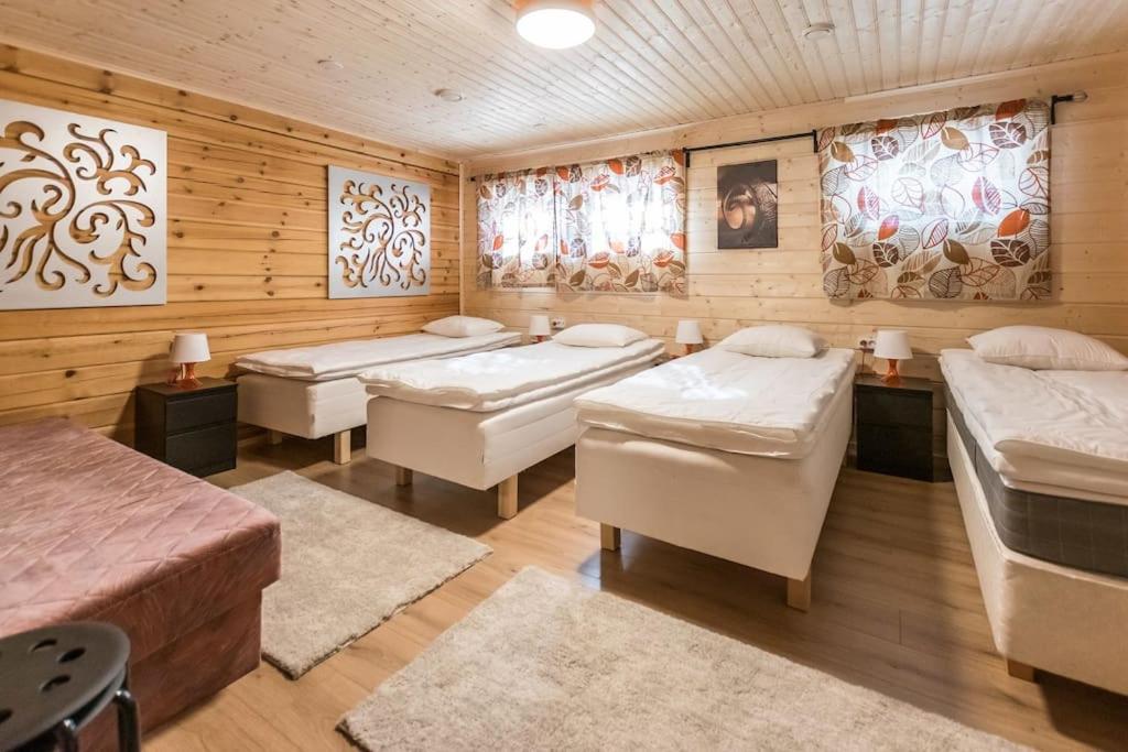 Villairene Palace! SPACIOUS VILLA NEAR TURKU